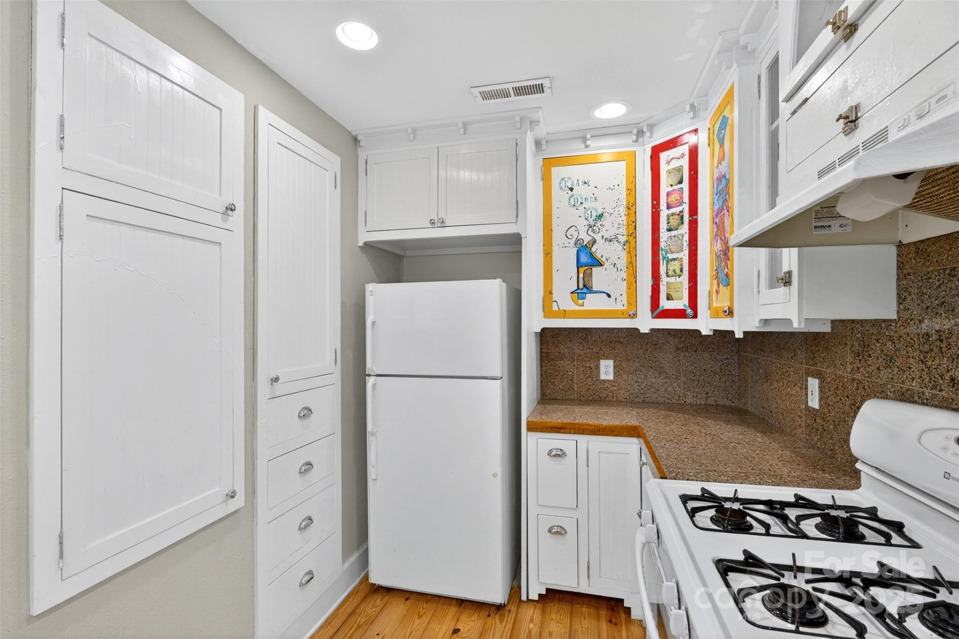 160 Howard Street - Photo 13