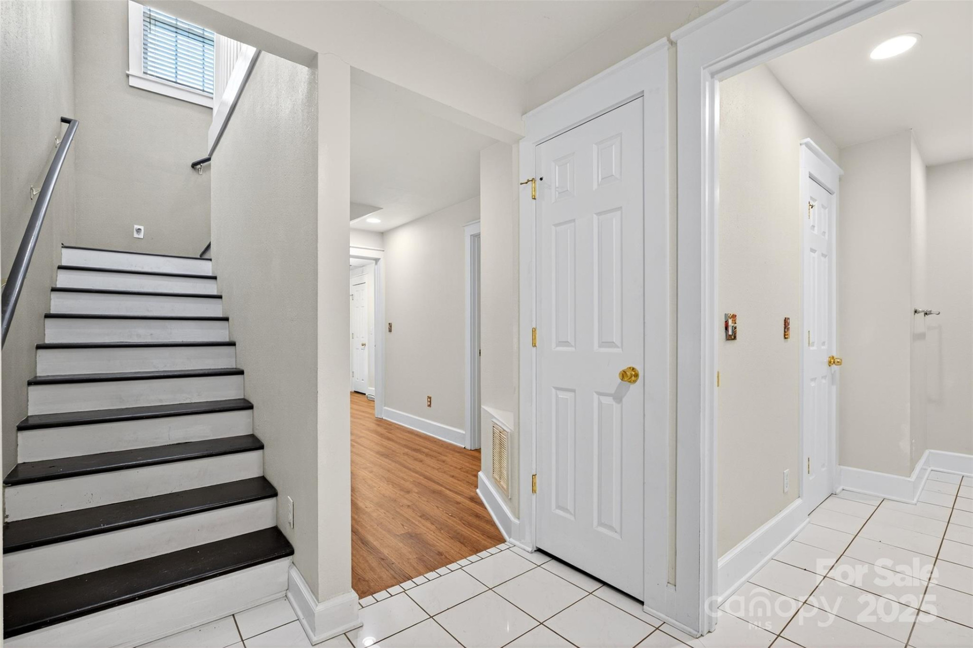 160 Howard Street - Photo 24