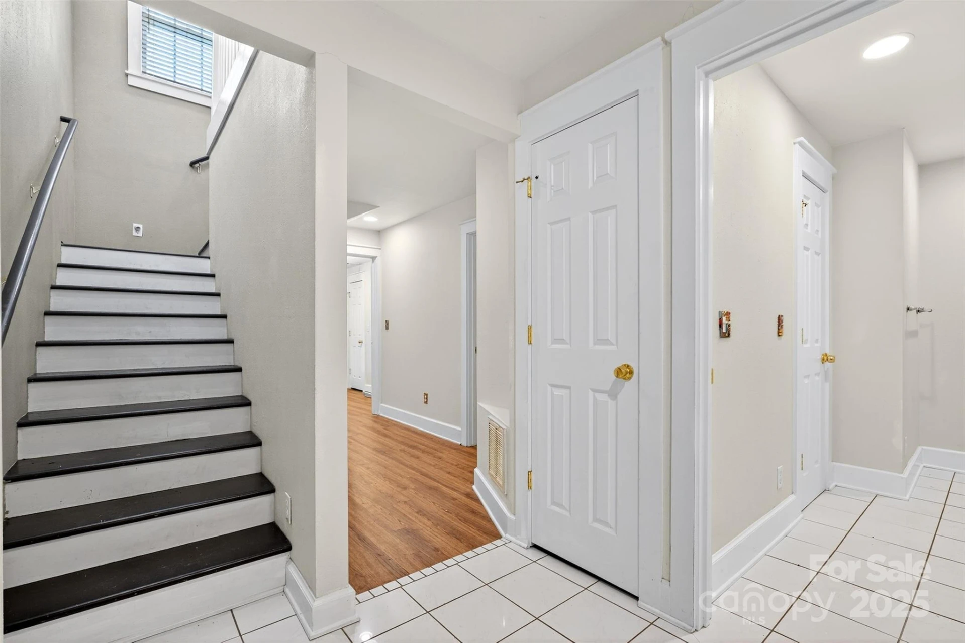 160 Howard Street - Photo 24
