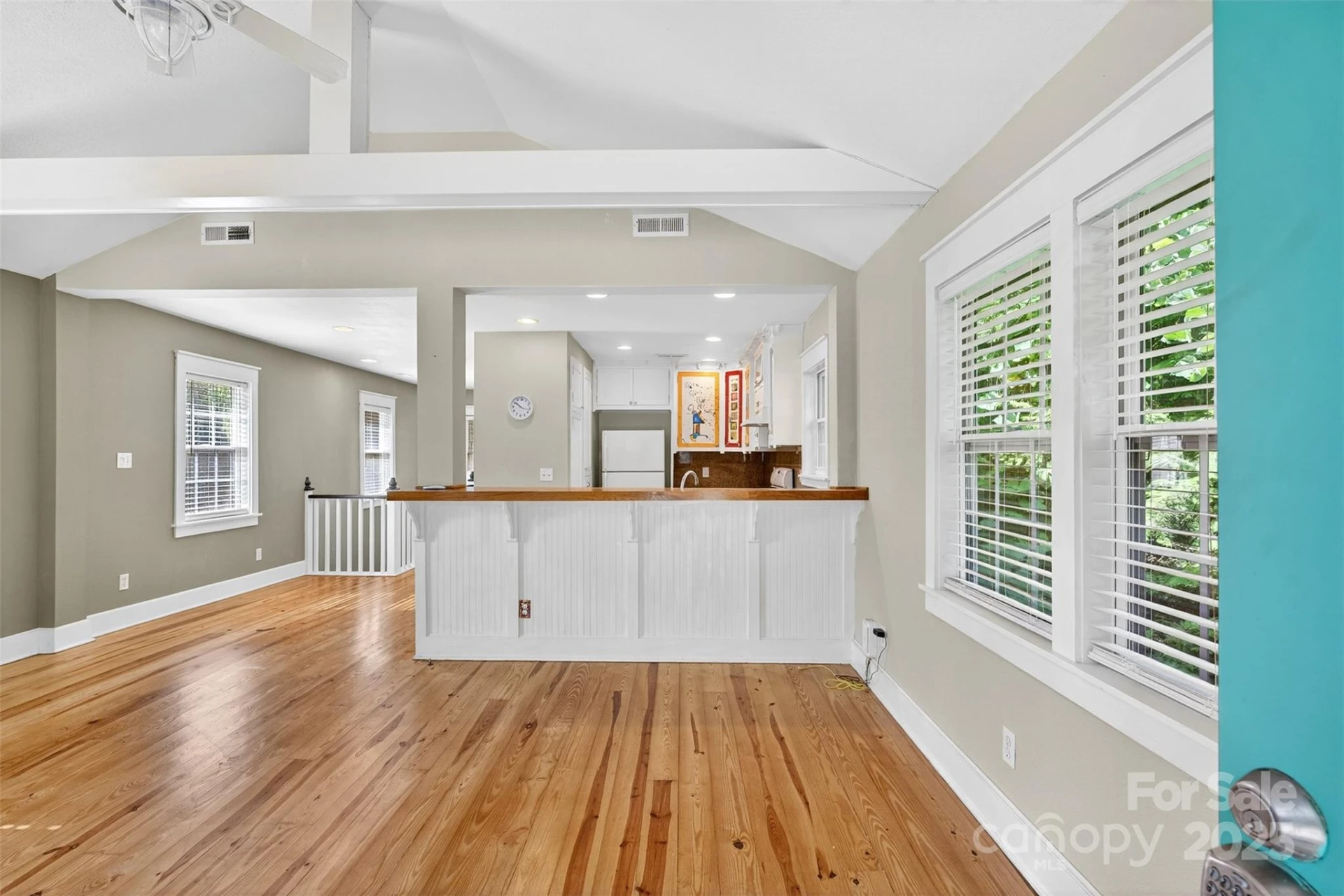 160 Howard Street - Photo 6