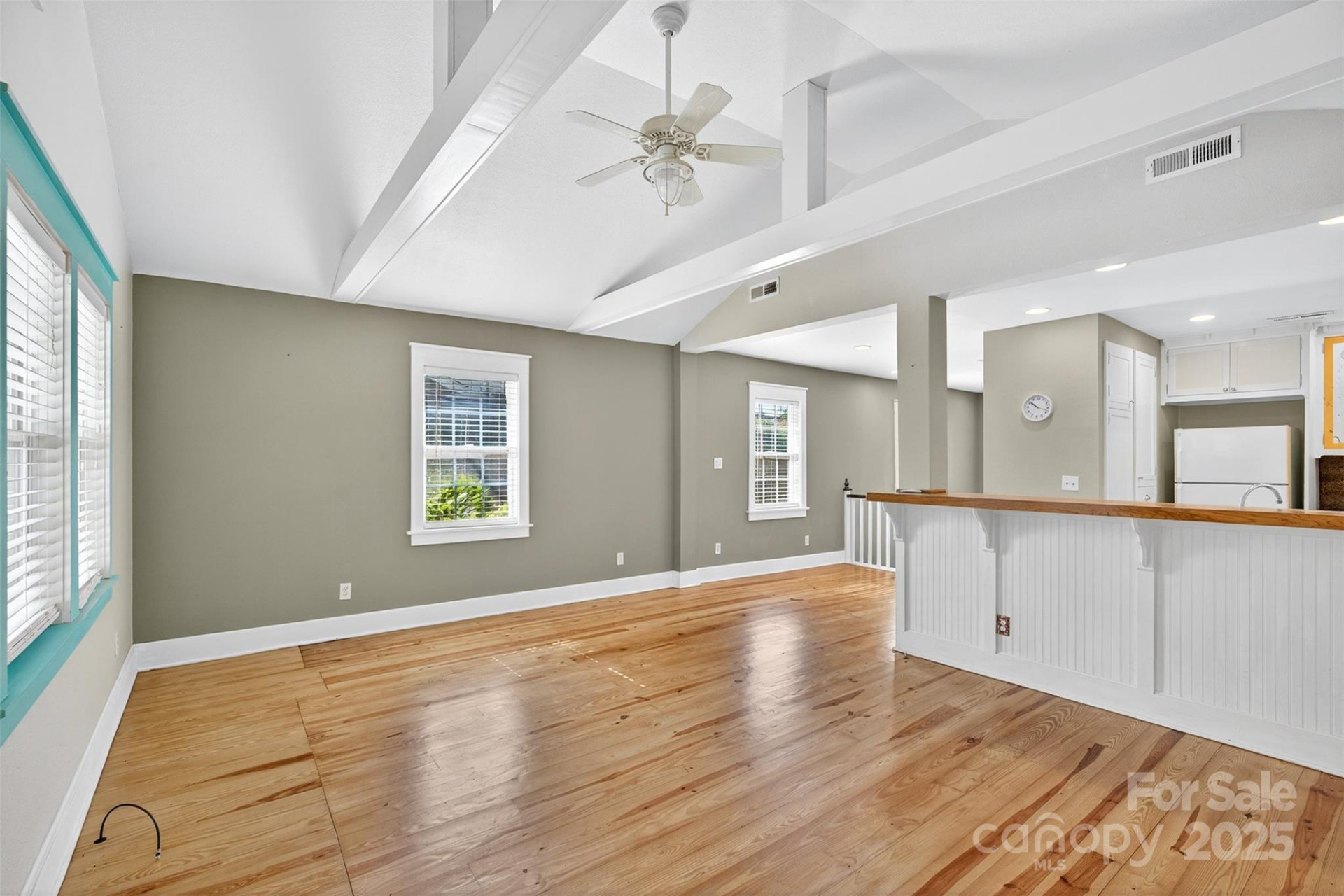 160 Howard Street - Photo 7