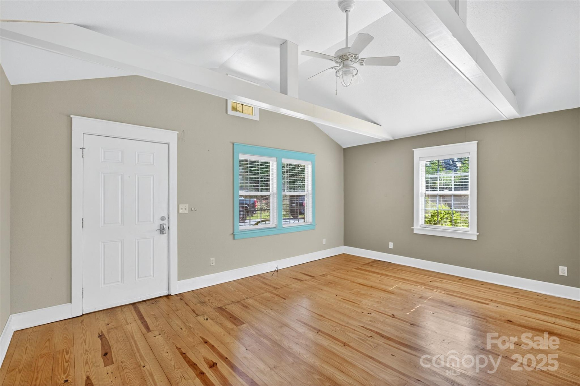 160 Howard Street - Photo 10