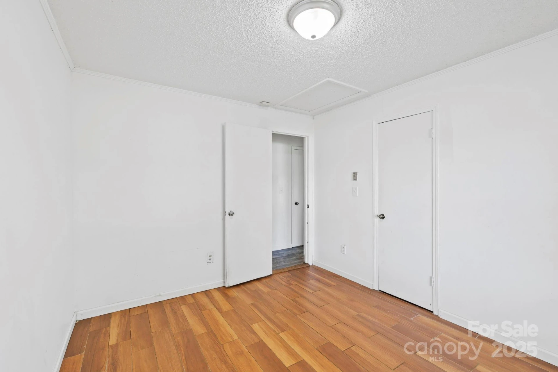 239 Yellowstone Drive - Photo 11