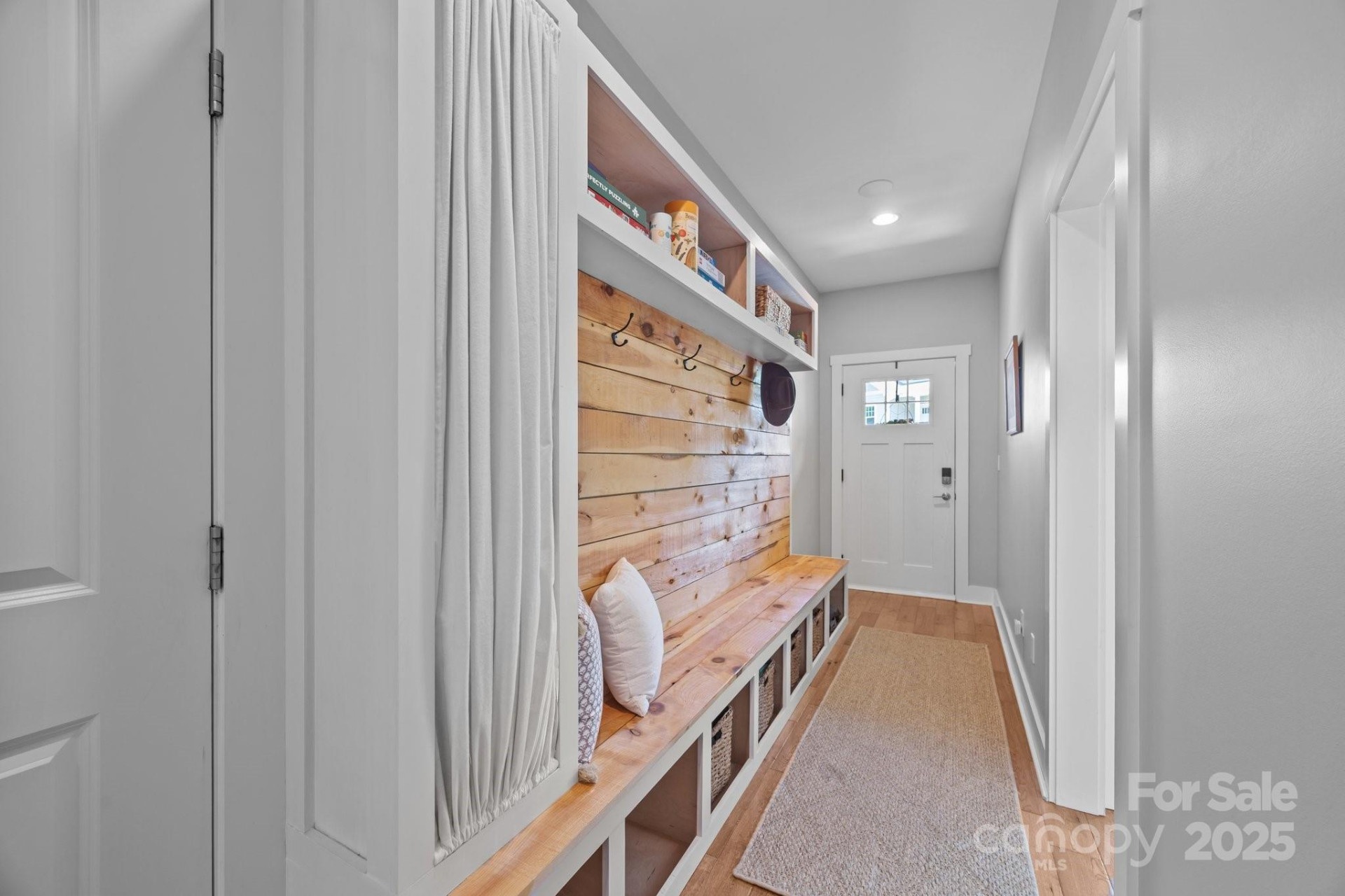 5 Meeting Street - Photo 2