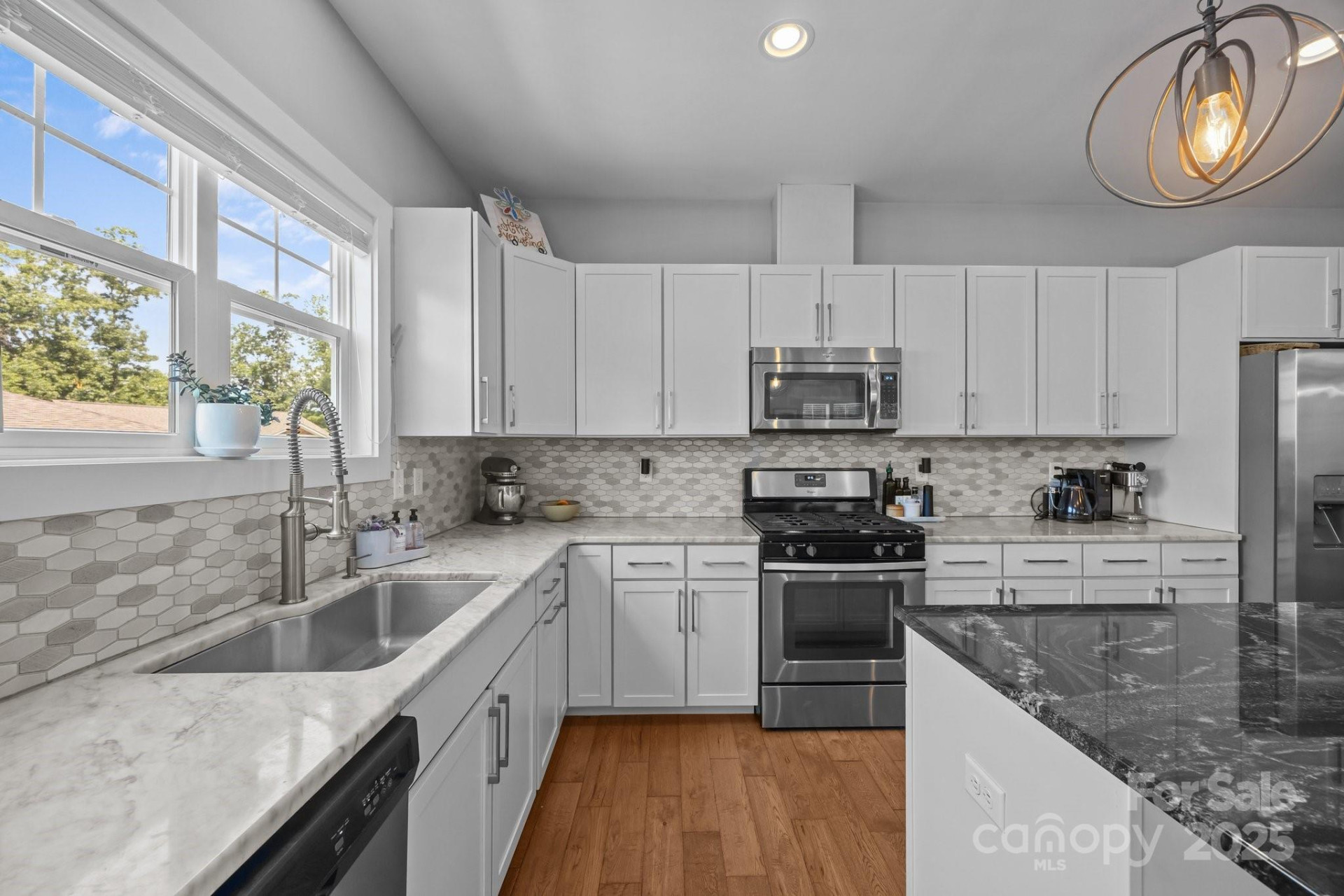 5 Meeting Street - Photo 9