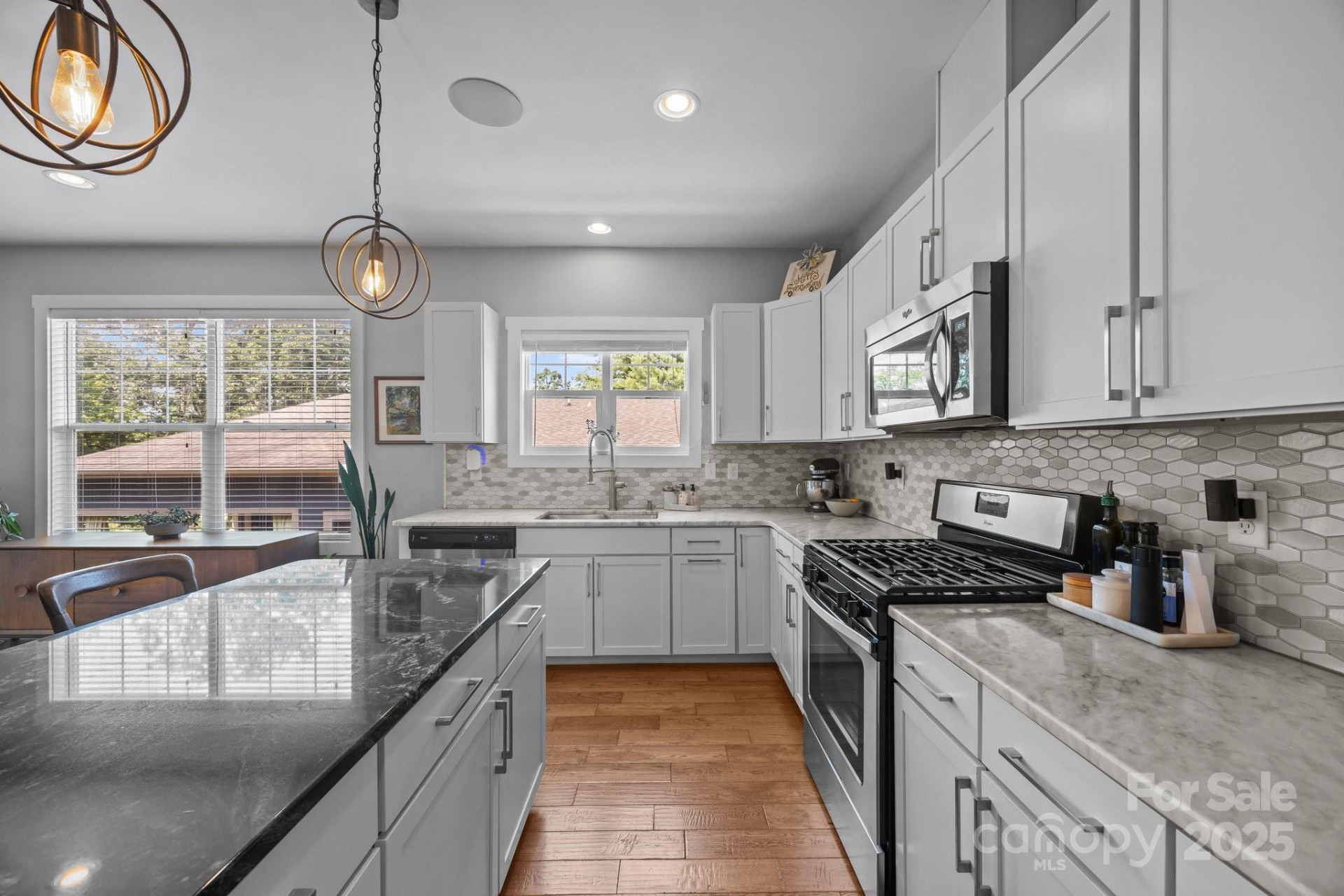 5 Meeting Street - Photo 10