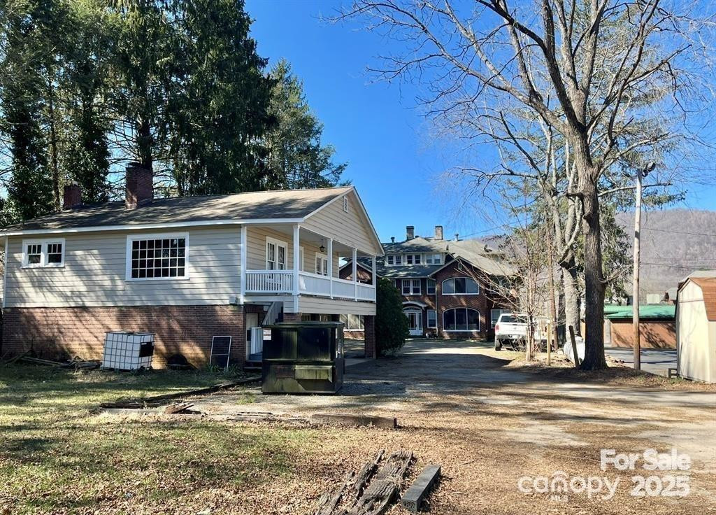 152 Walnut Street - Photo 3