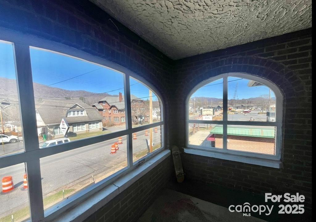 152 Walnut Street - Photo 8