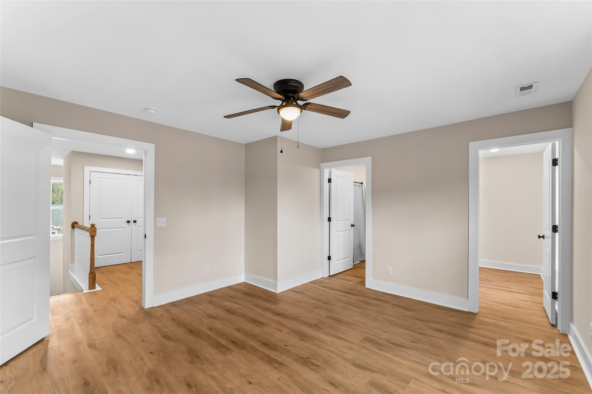204 Beacon Avenue - Photo 8