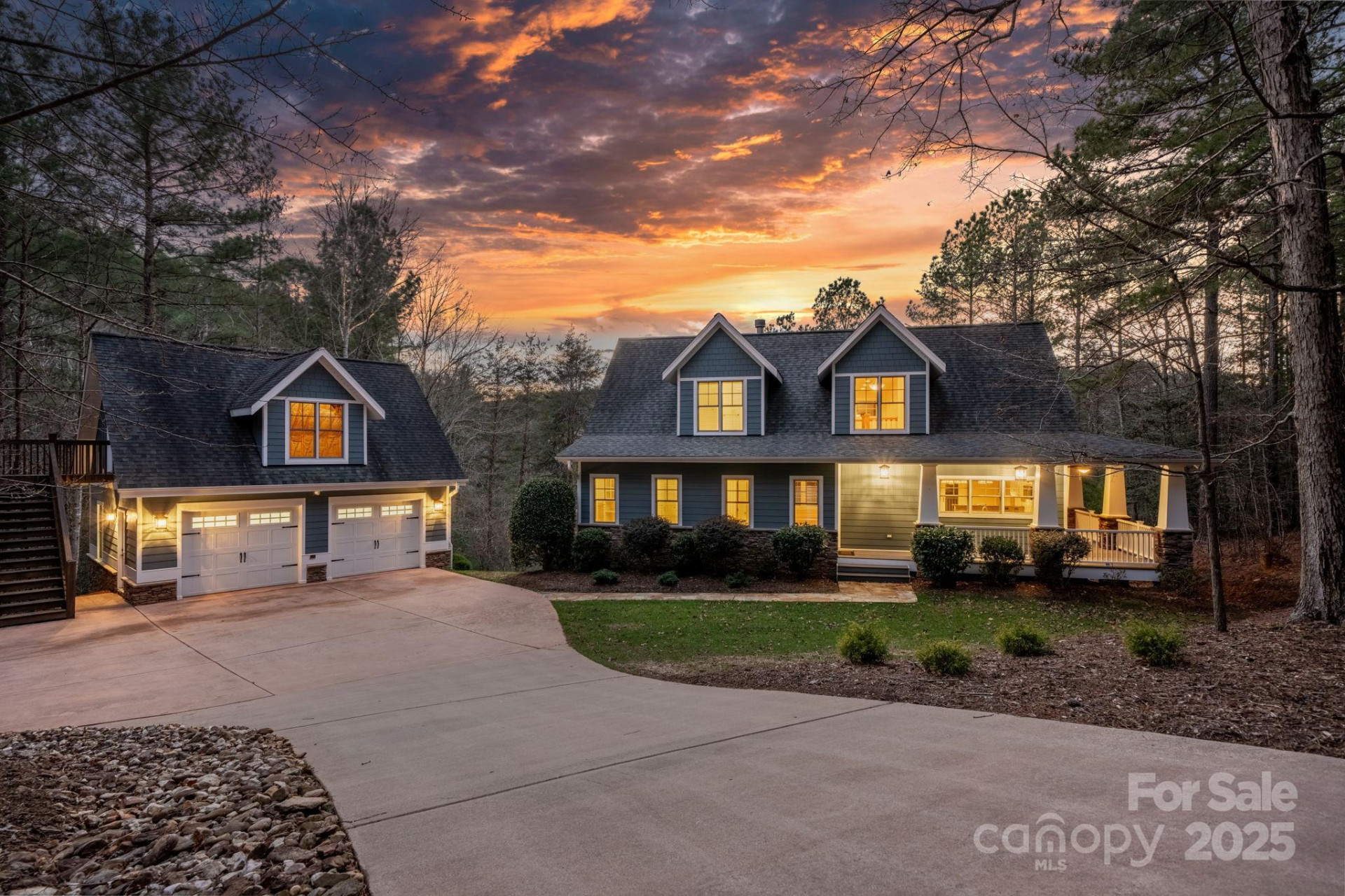 1461 Sunset Point Drive