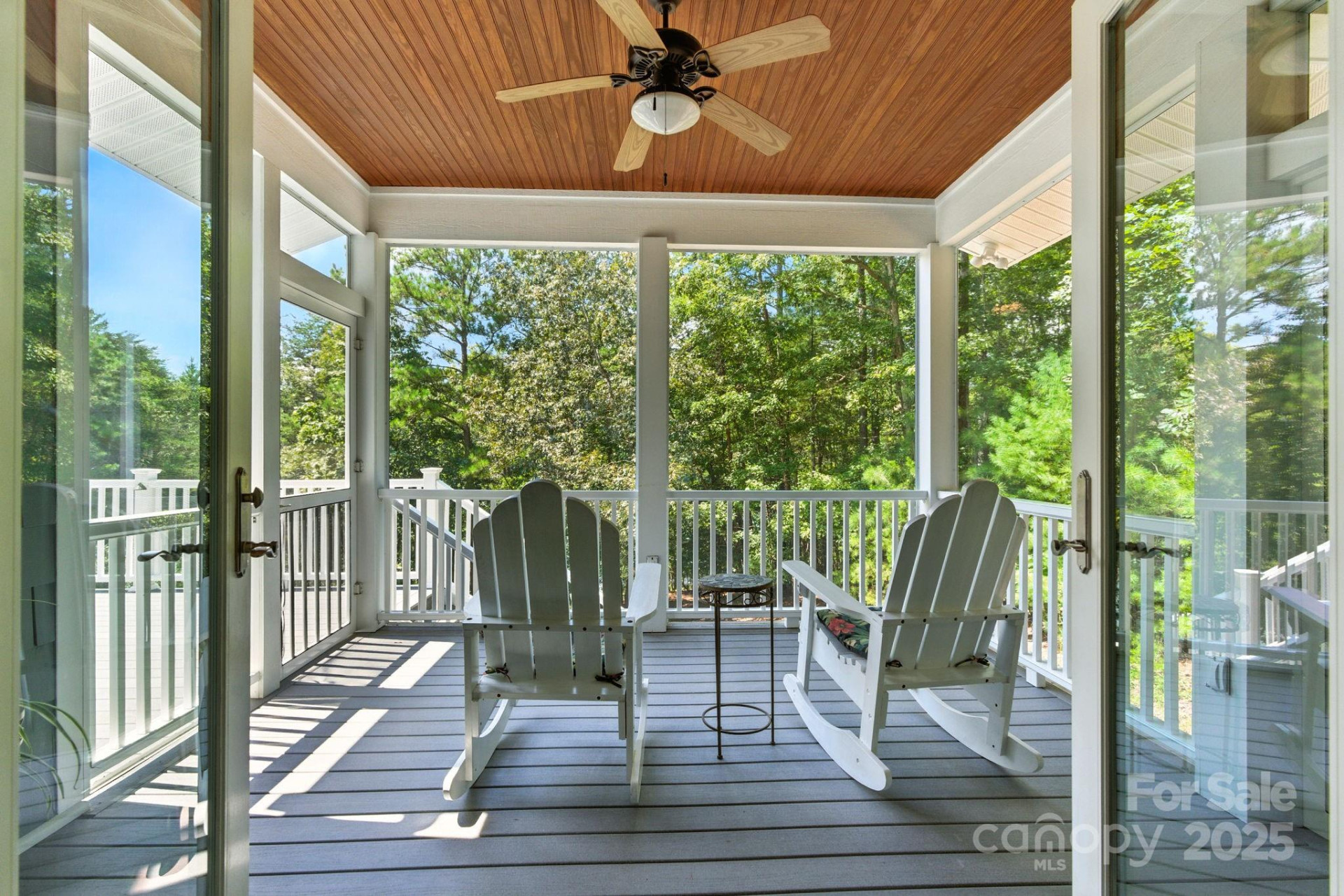 1461 Sunset Point Drive - Photo 5