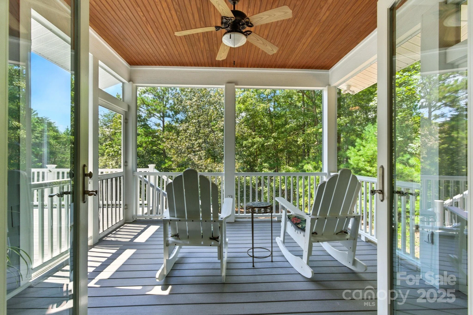 1461 Sunset Point Drive - Photo 5