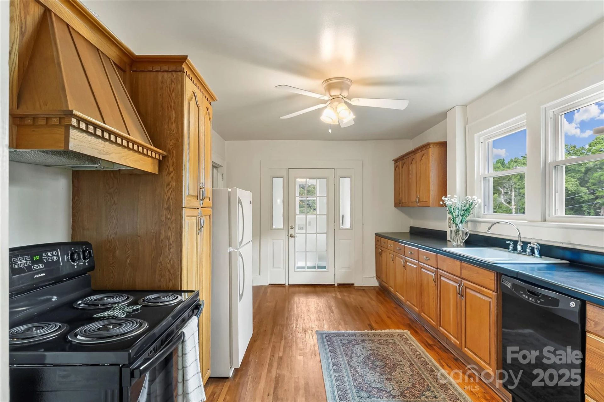 1205 Union Street - Photo 11