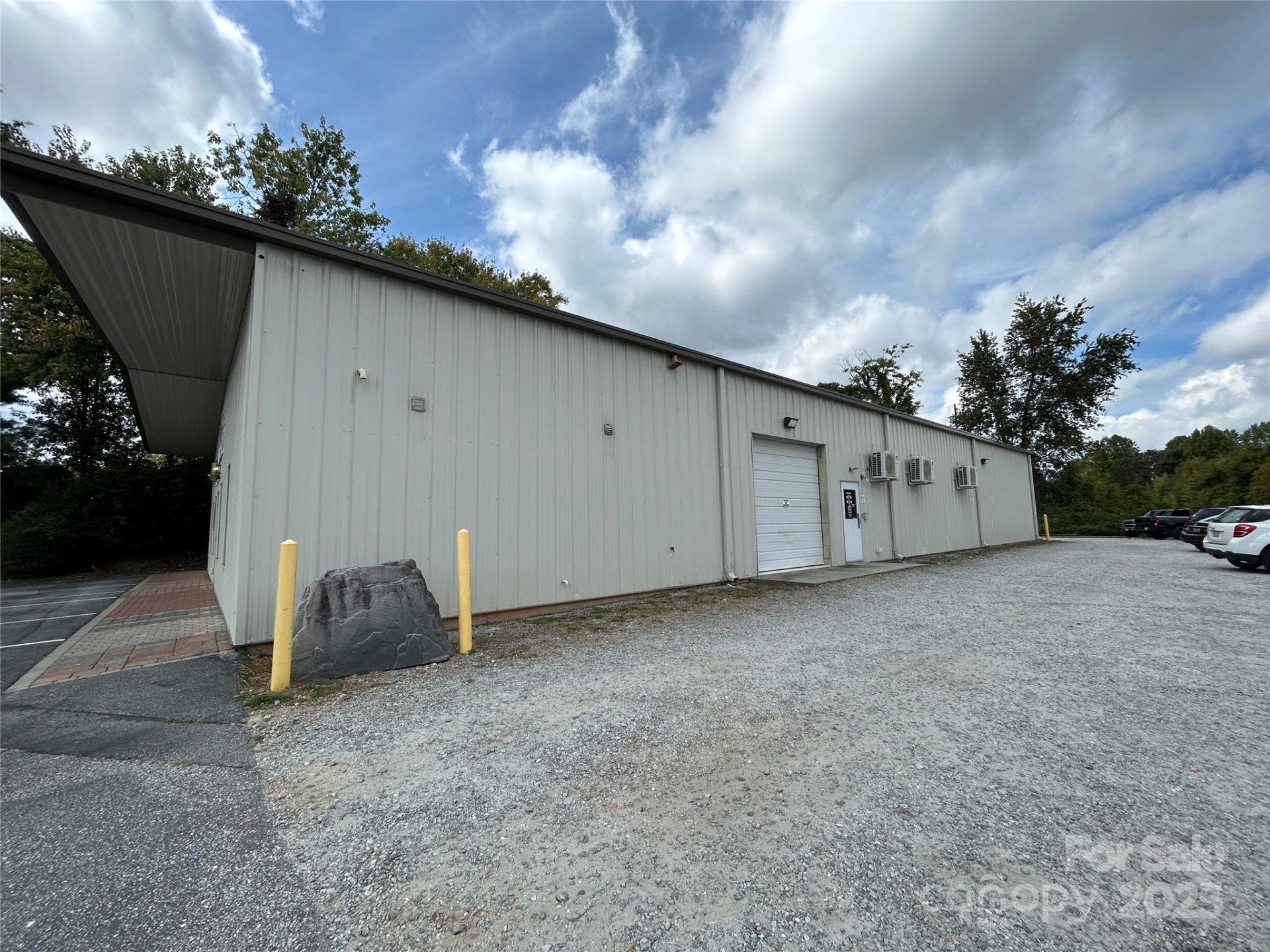 713 Ray Avenue - Photo 7