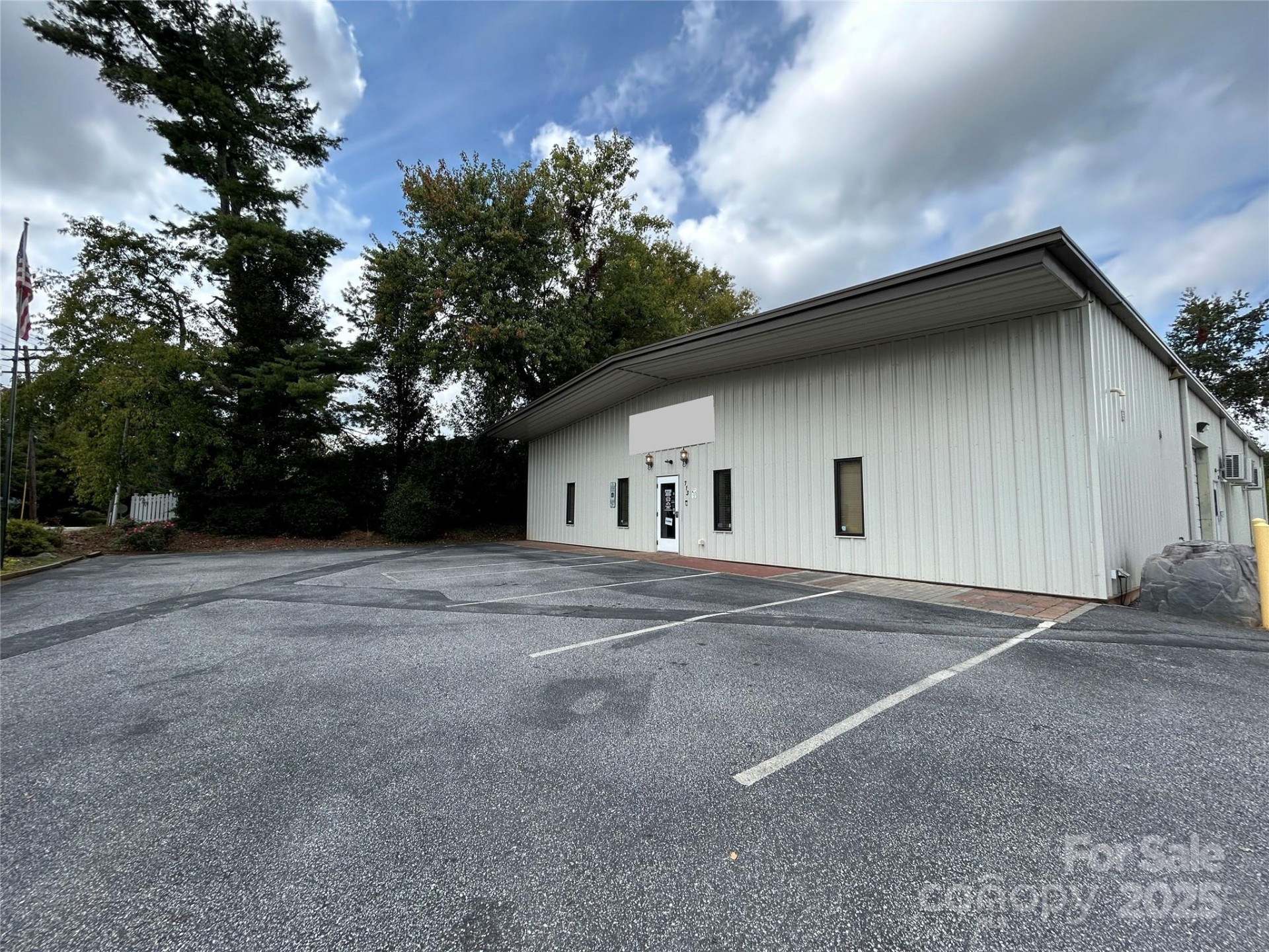713 Ray Avenue - Photo 9