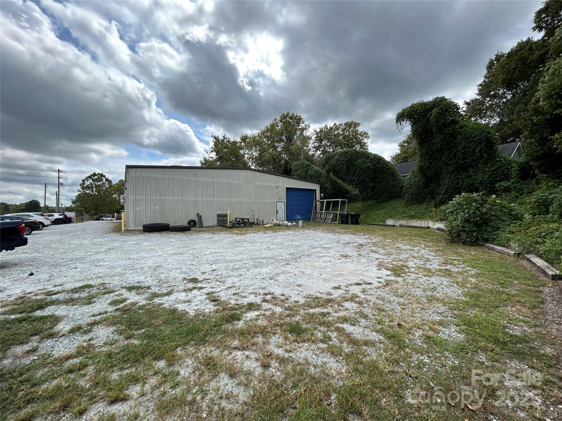 713 Ray Avenue - Photo 10