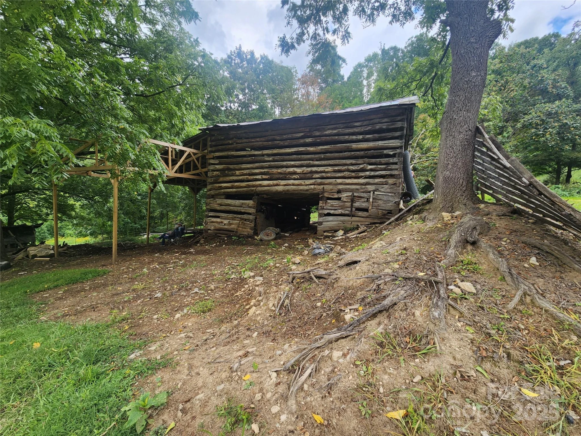 1925 Fork Road - Photo 4