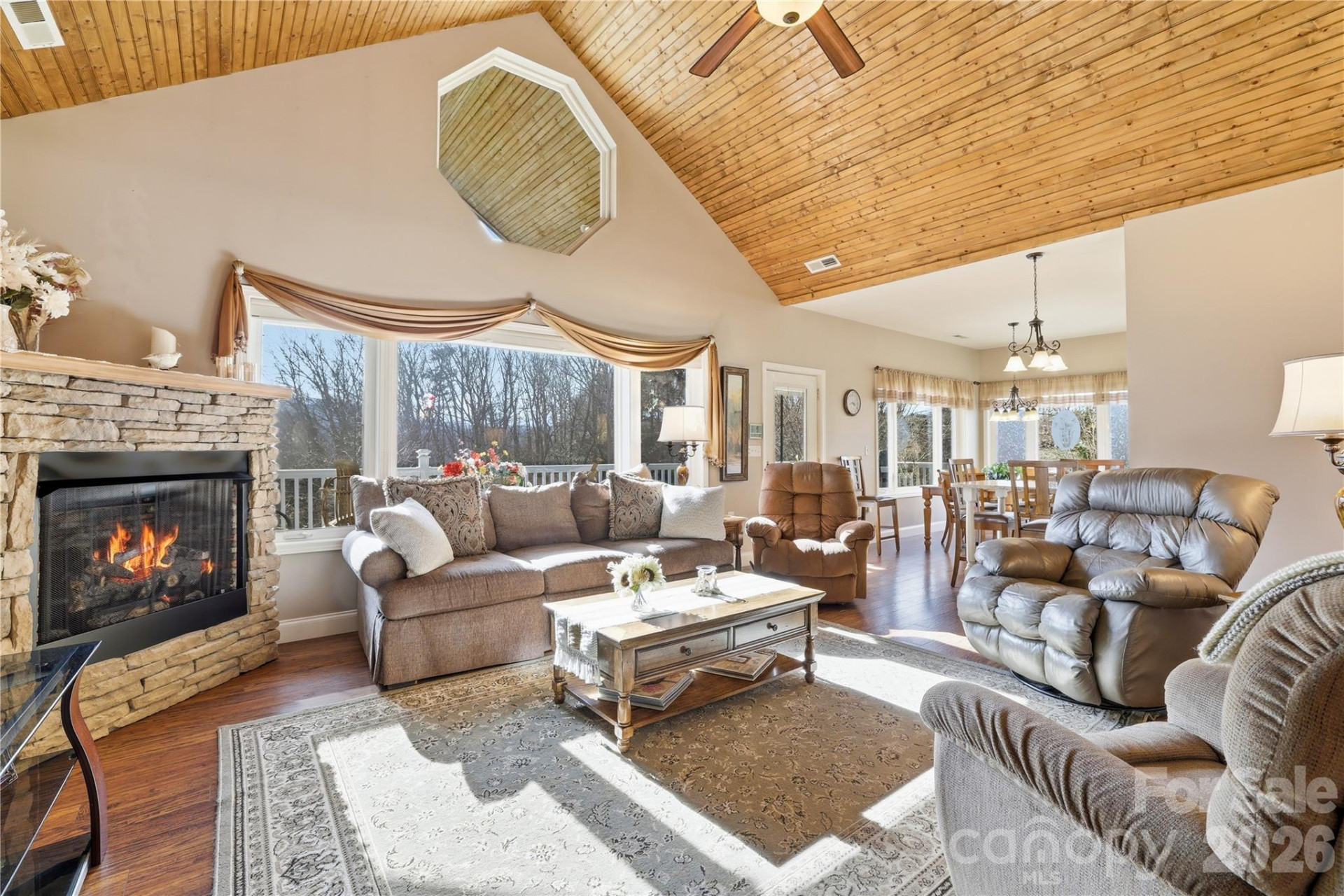 140 Debbie Loop - Photo 11