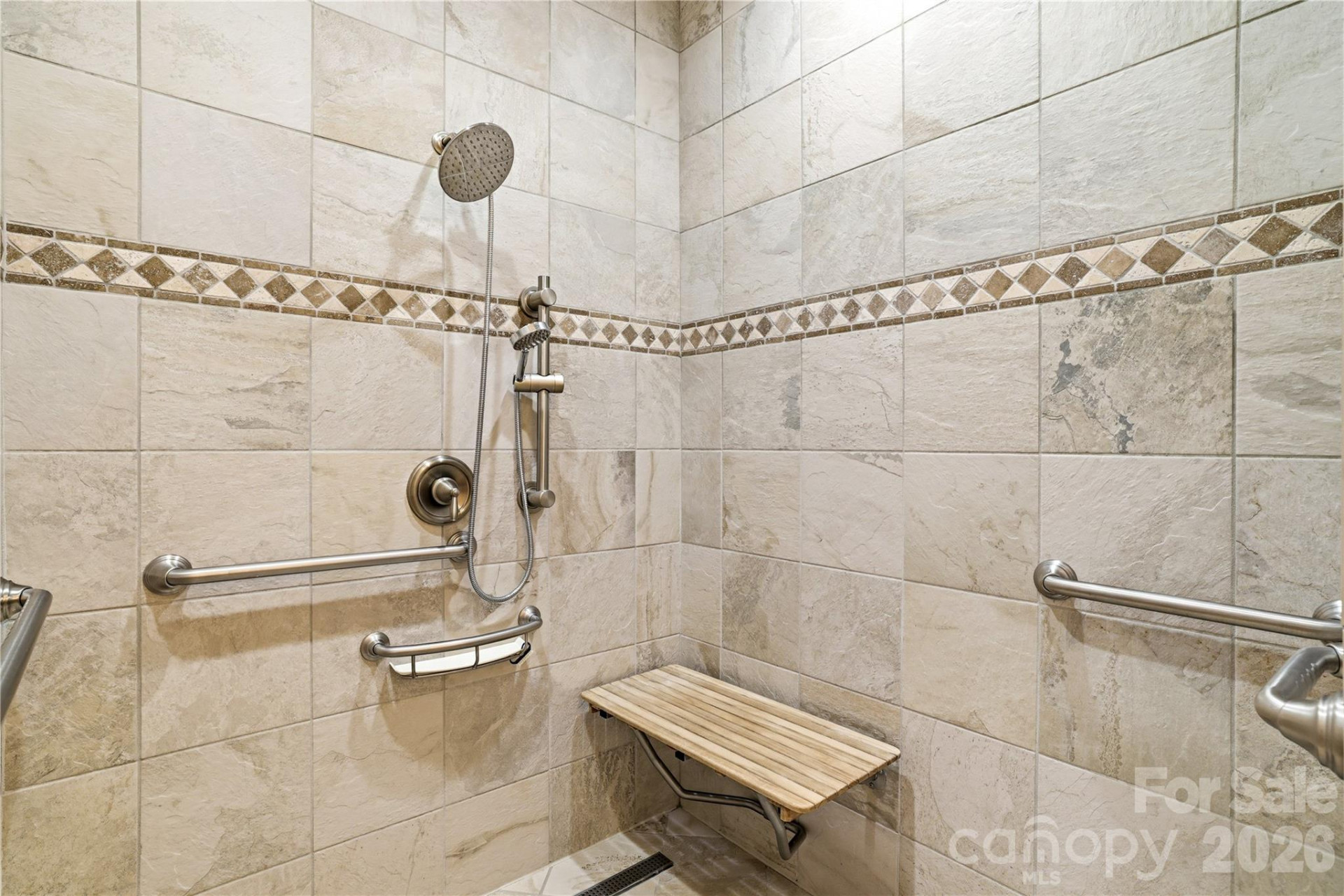 140 Debbie Loop - Photo 24