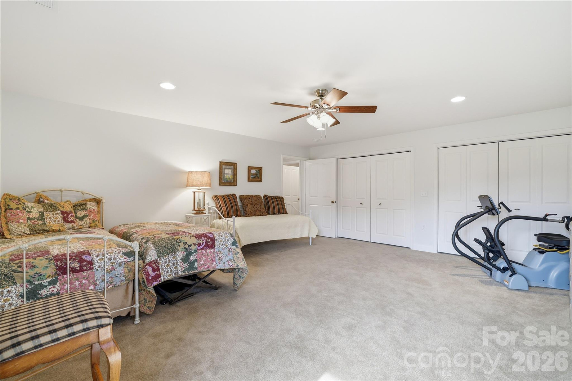 140 Debbie Loop - Photo 36