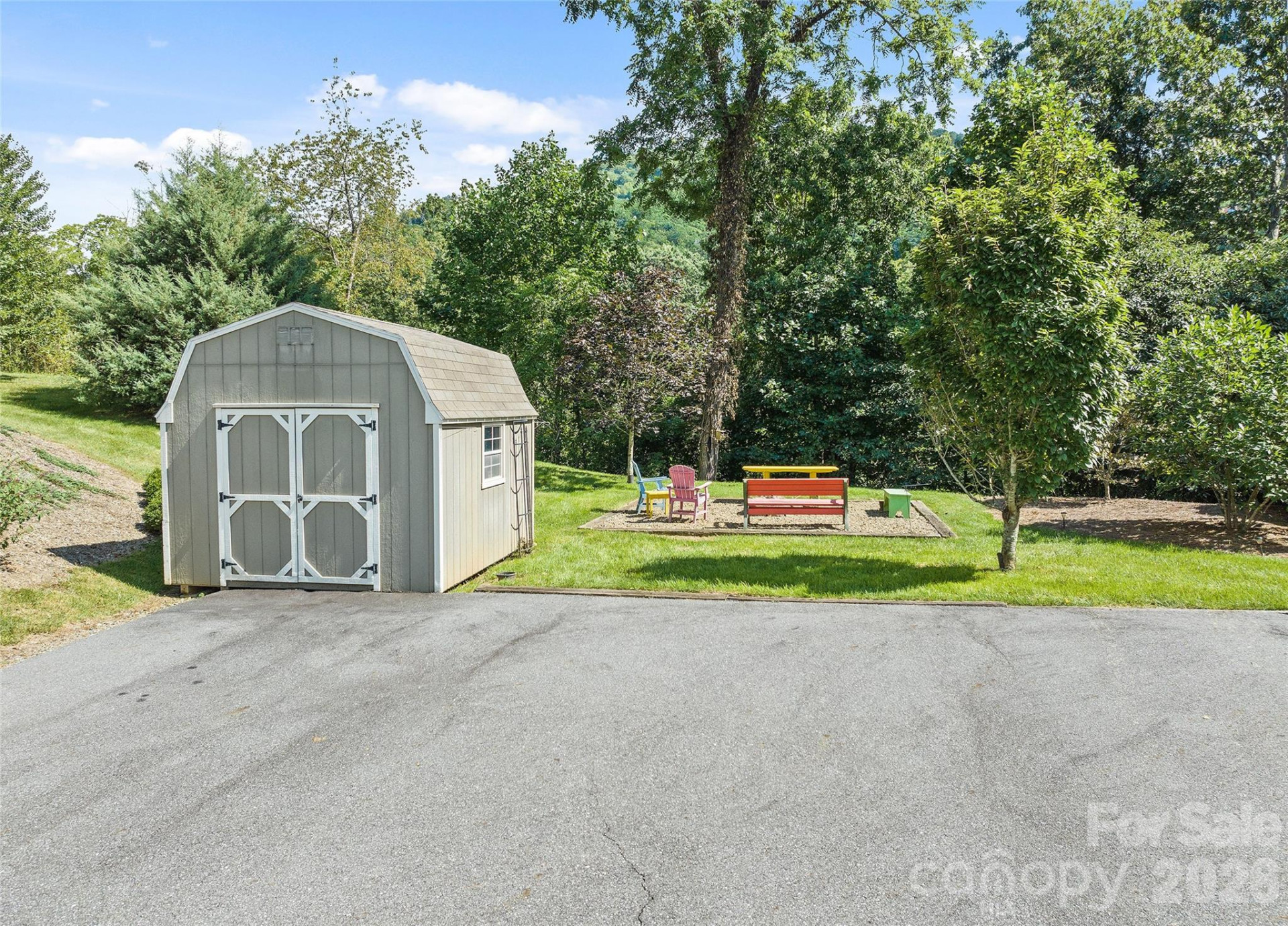 140 Debbie Loop - Photo 44