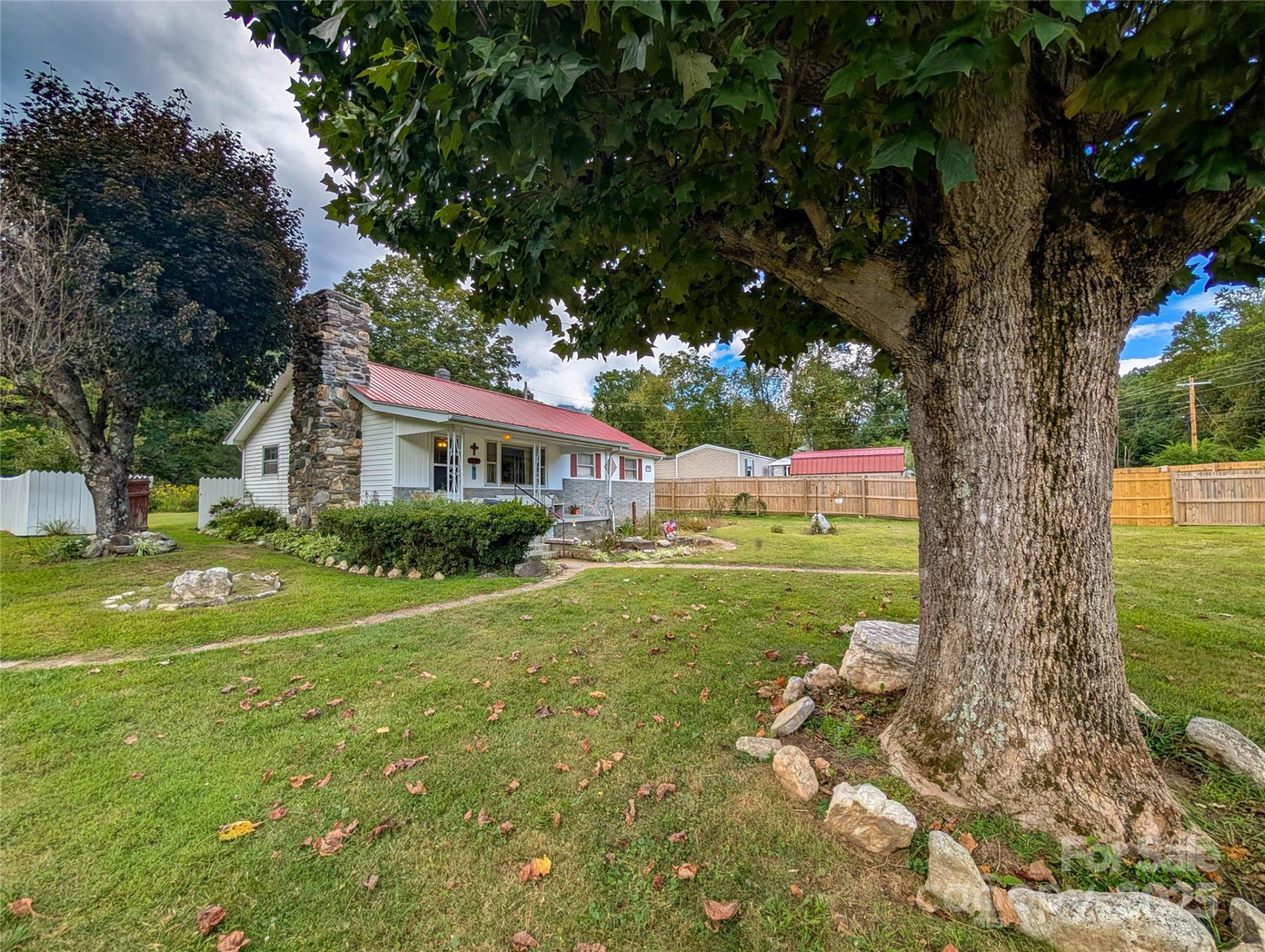 165 Cattail Creek Road - Photo 2