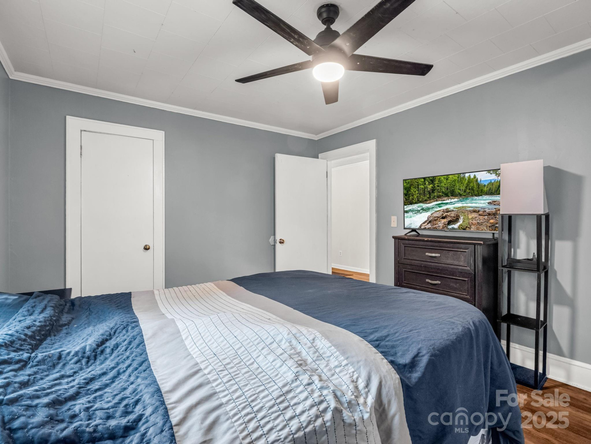 183 Hollywood Street - Photo 15