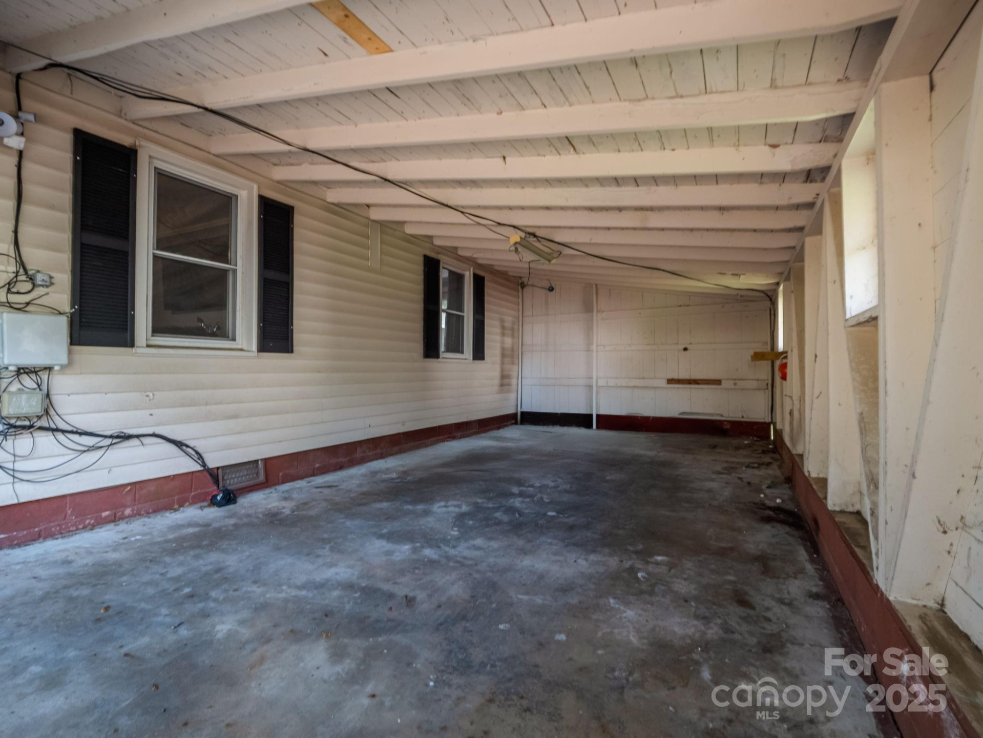 183 Hollywood Street - Photo 6