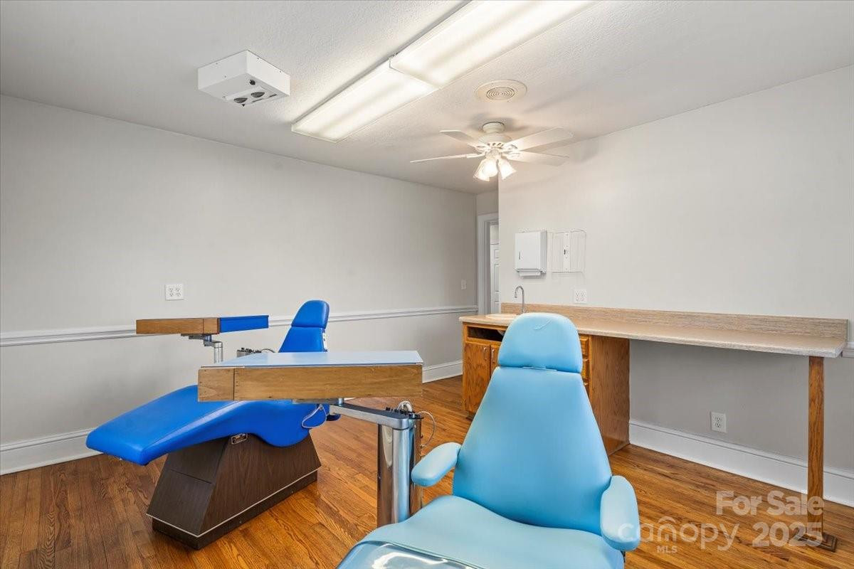 492 Main Street - Photo 15