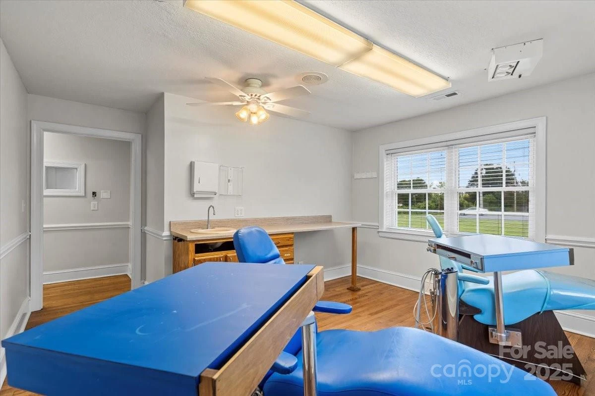 492 Main Street - Photo 16