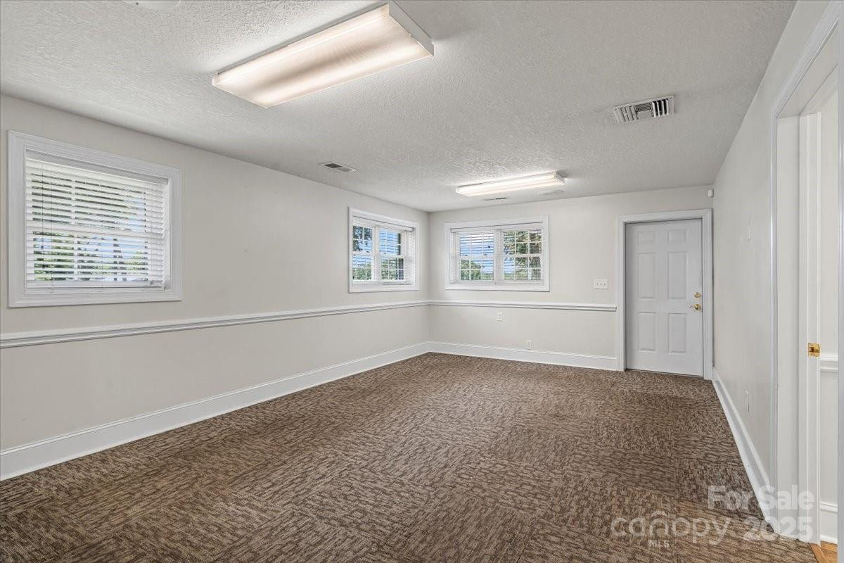 492 Main Street - Photo 28