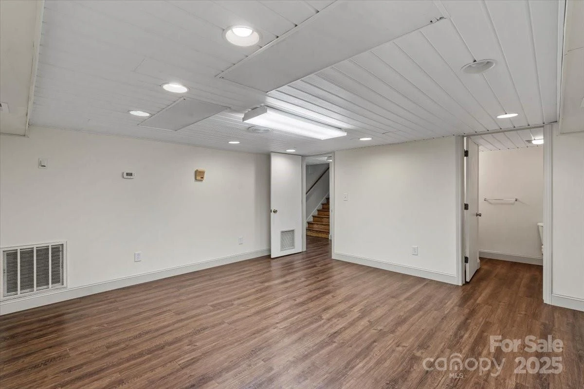 492 Main Street - Photo 34