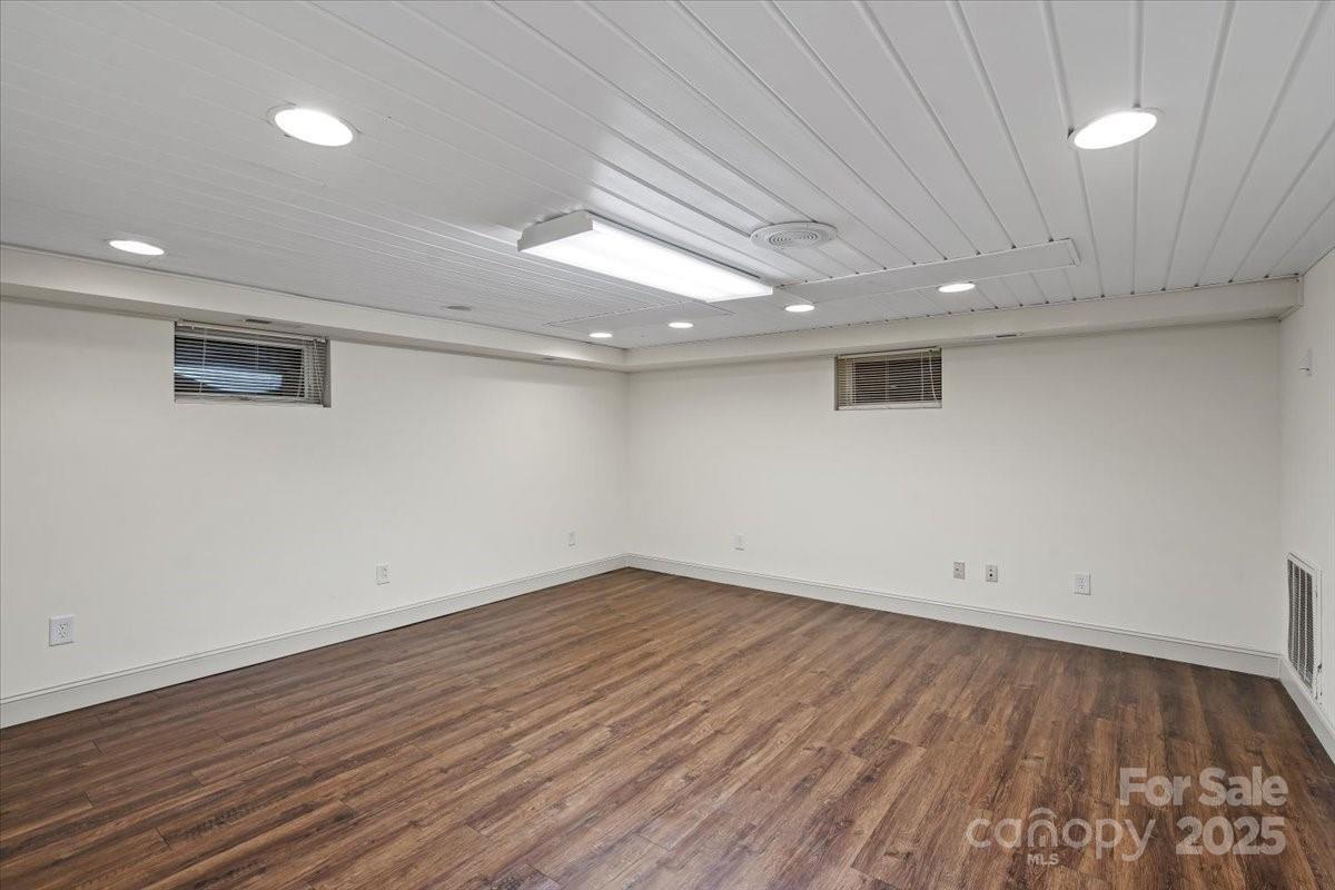 492 Main Street - Photo 35