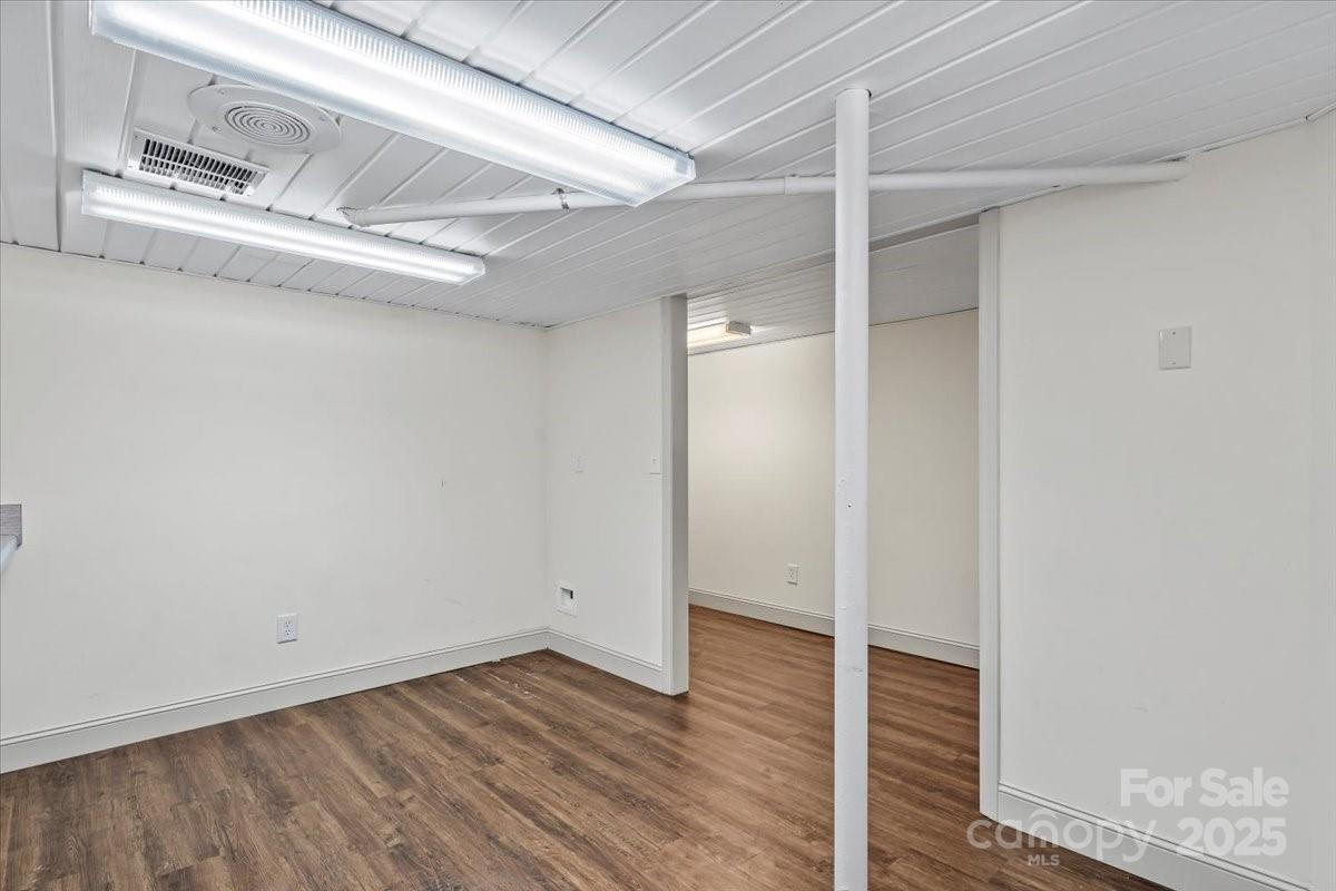 492 Main Street - Photo 36