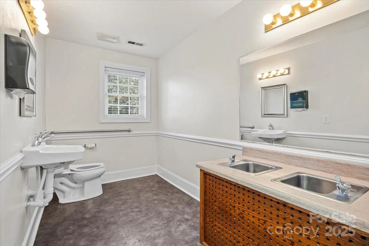 492 Main Street - Photo 39