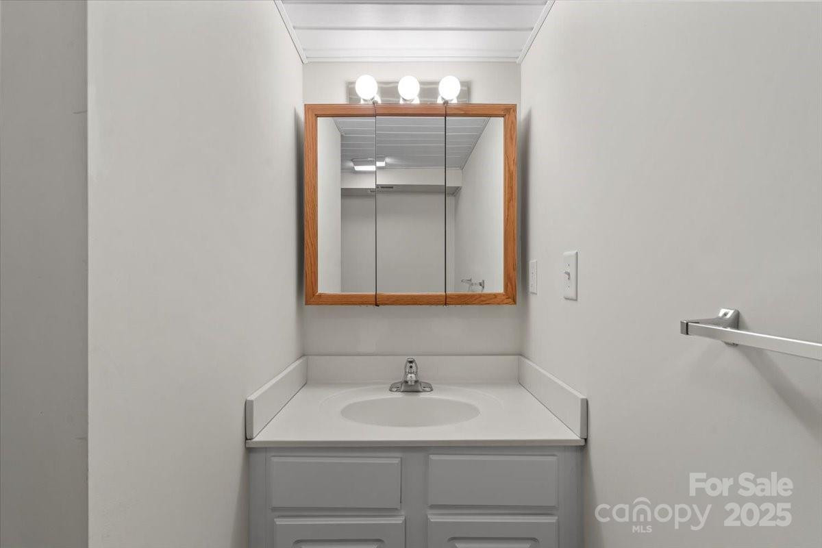 492 Main Street - Photo 41