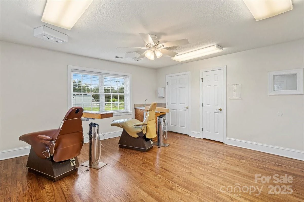 492 Main Street - Photo 9