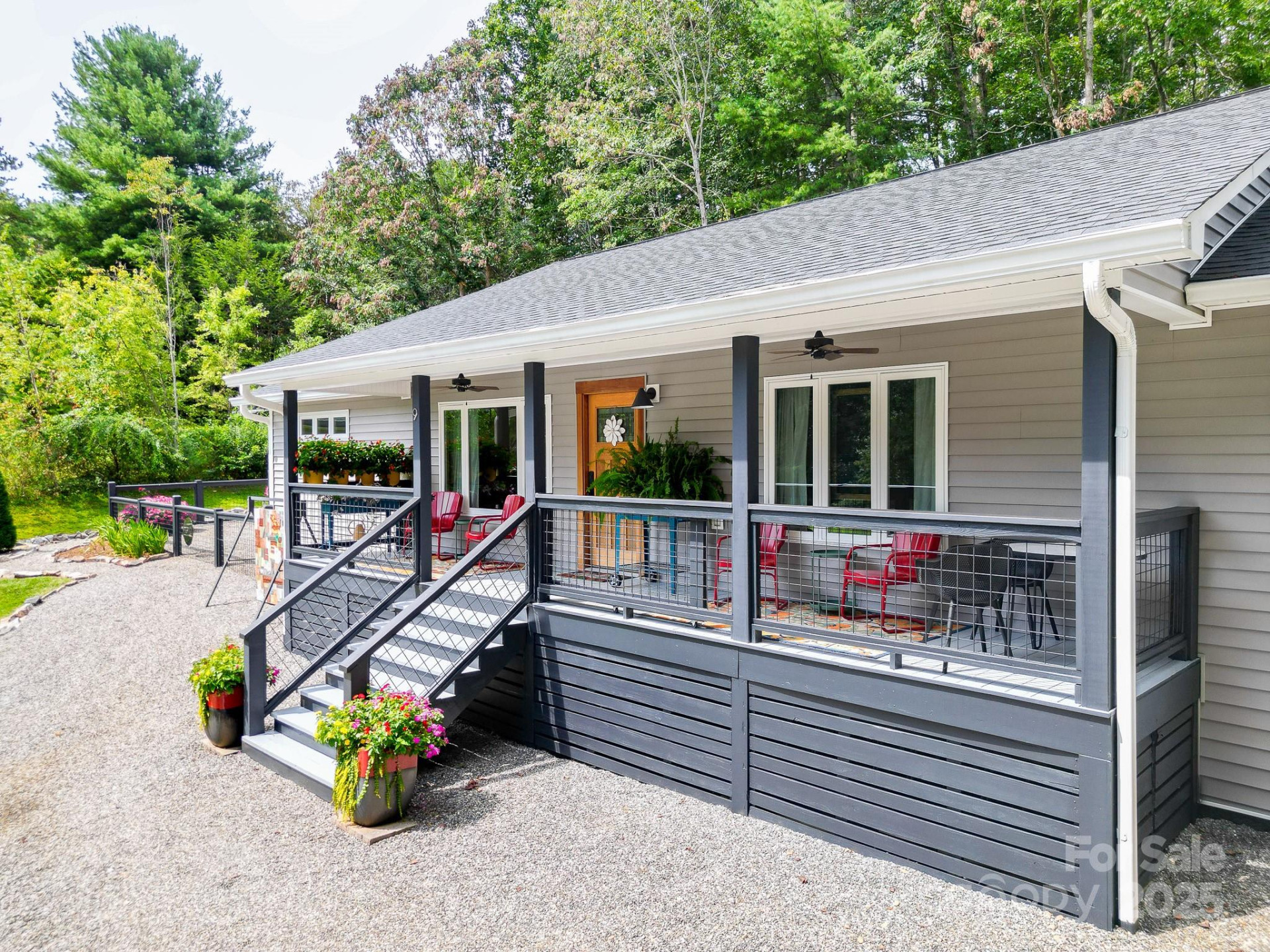 9 Oakwood Drive - Photo 2