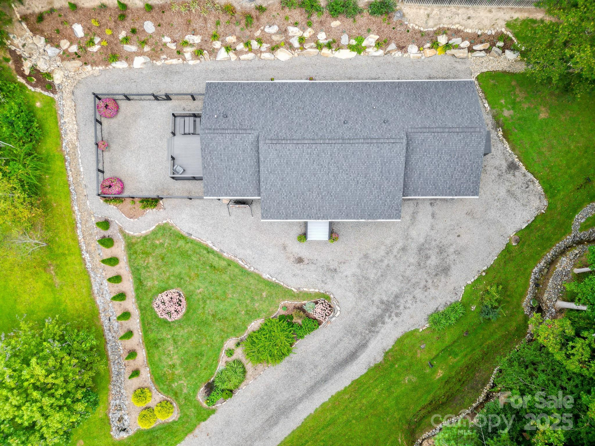 9 Oakwood Drive - Photo 3