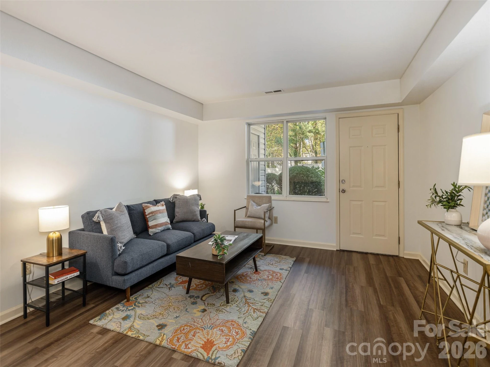 702 Carlyle Way - Photo 3