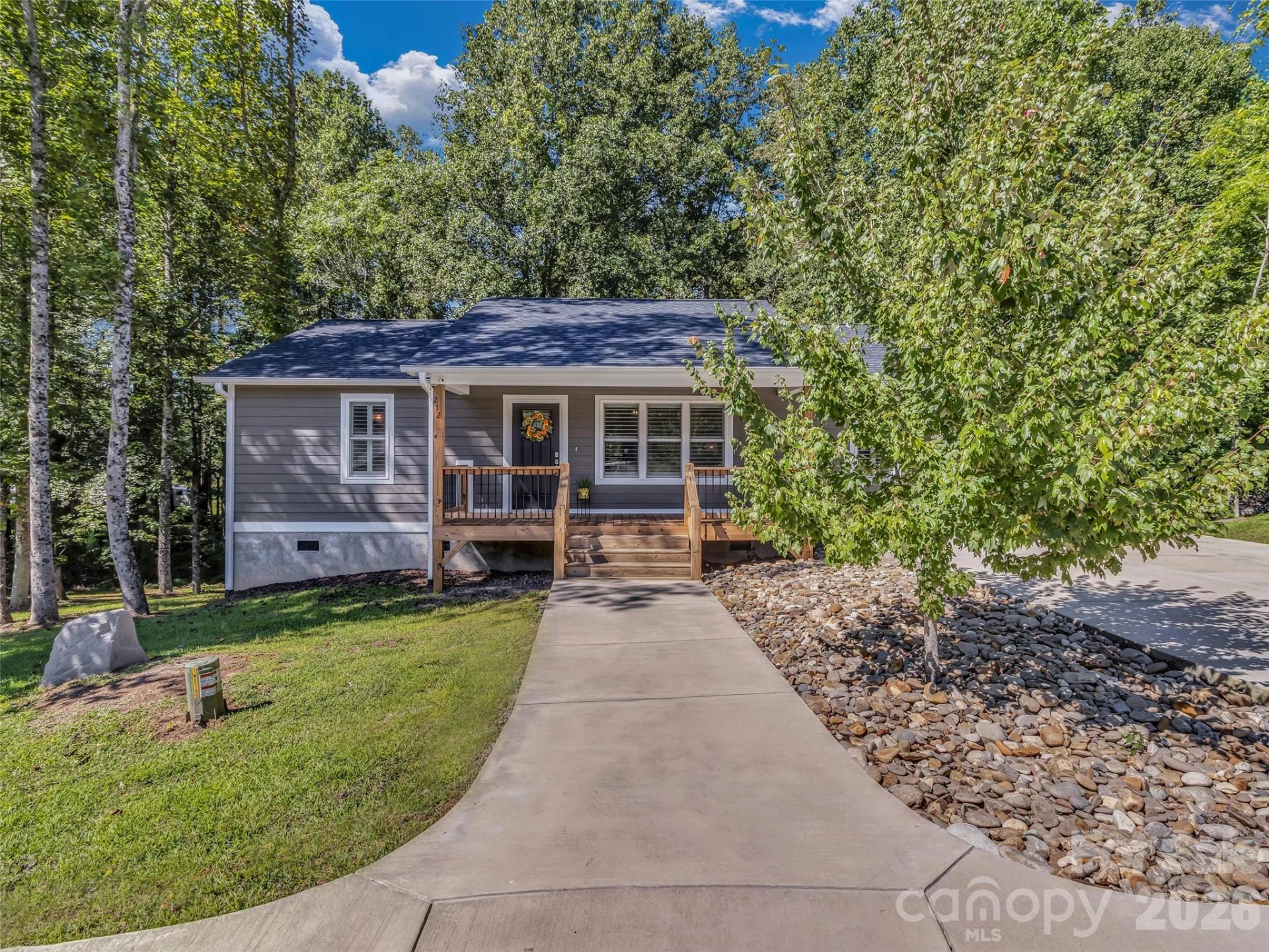 212 Walt Drive - Photo 2