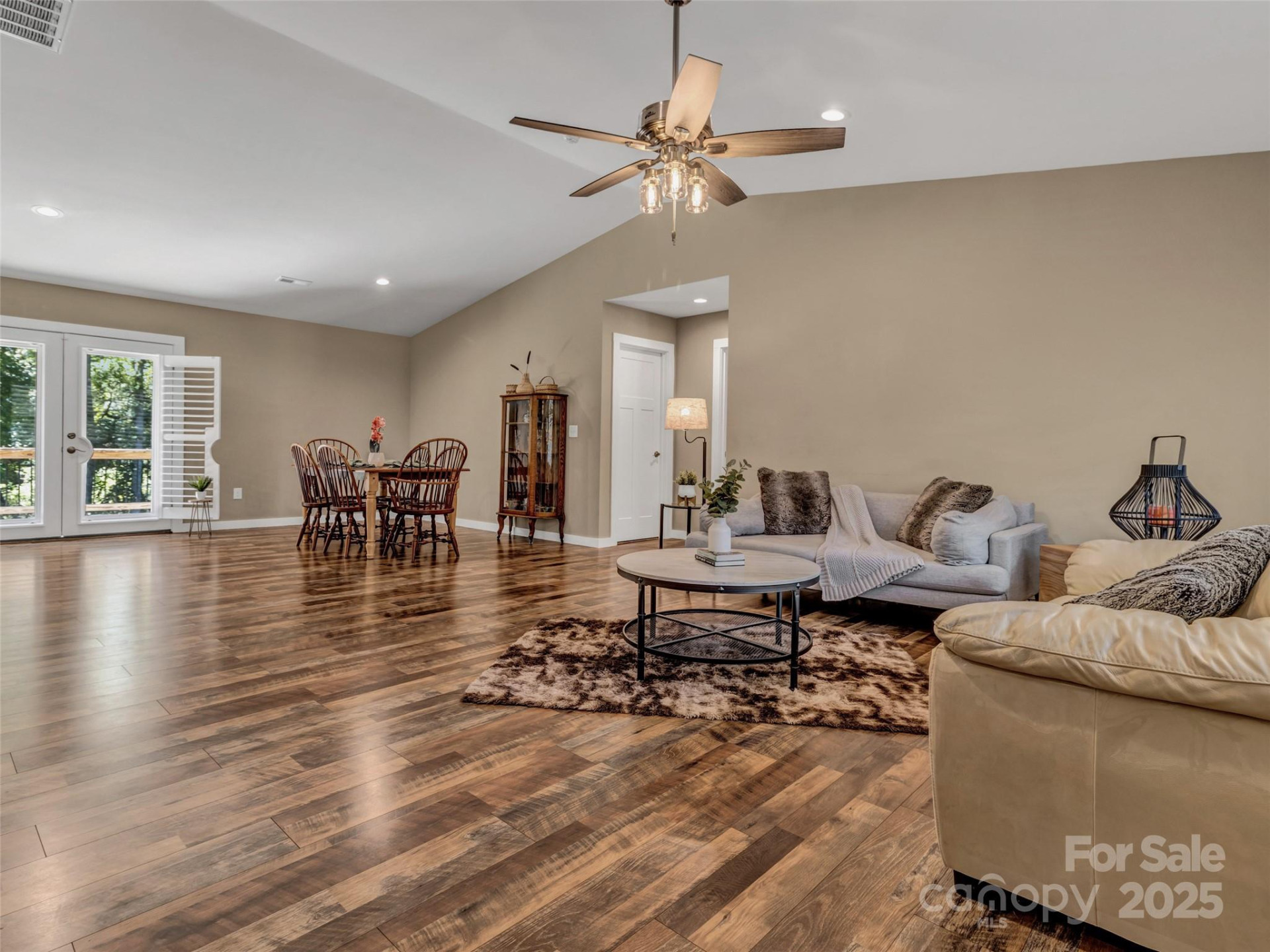 212 Walt Drive - Photo 14