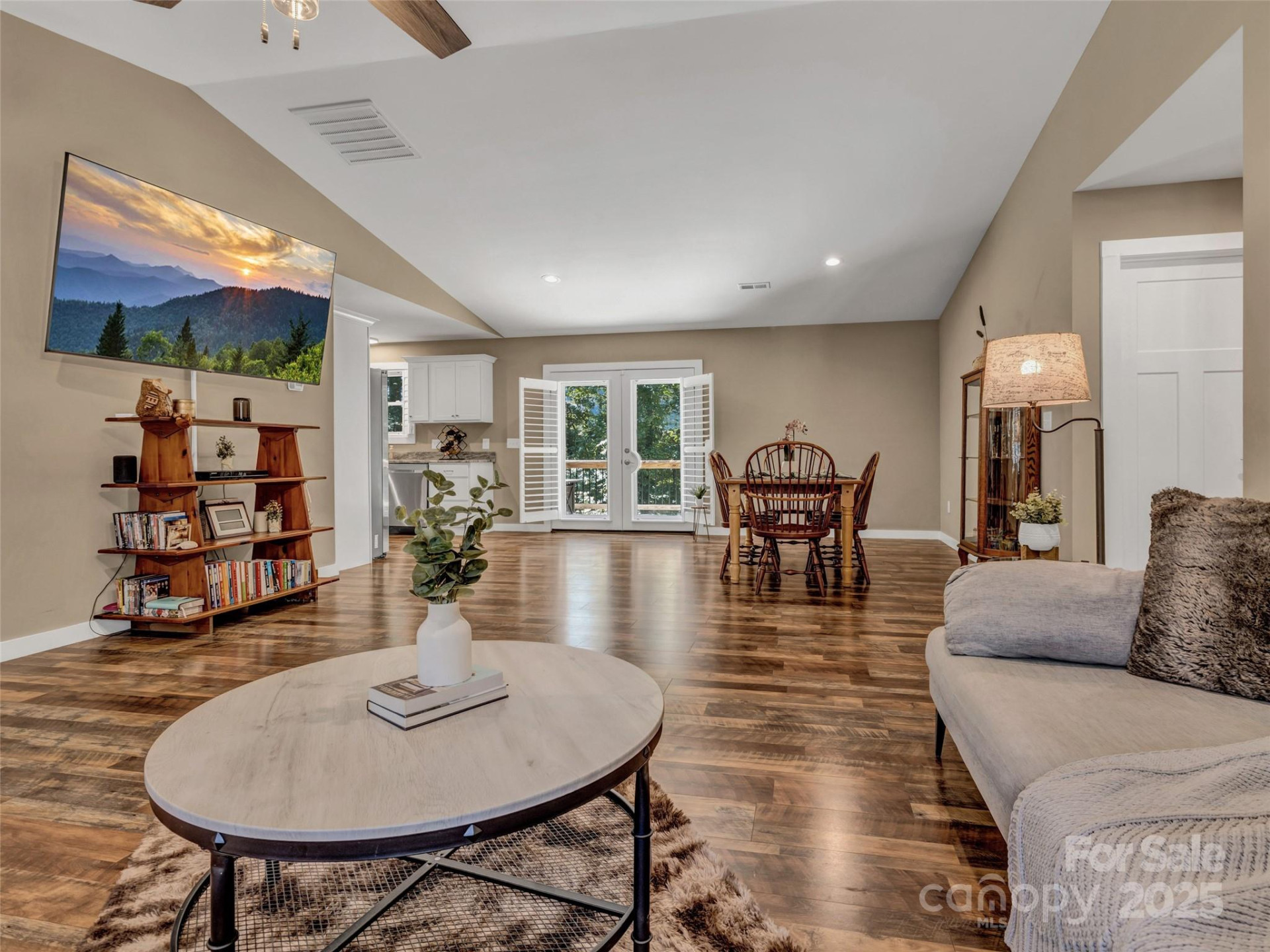 212 Walt Drive - Photo 15