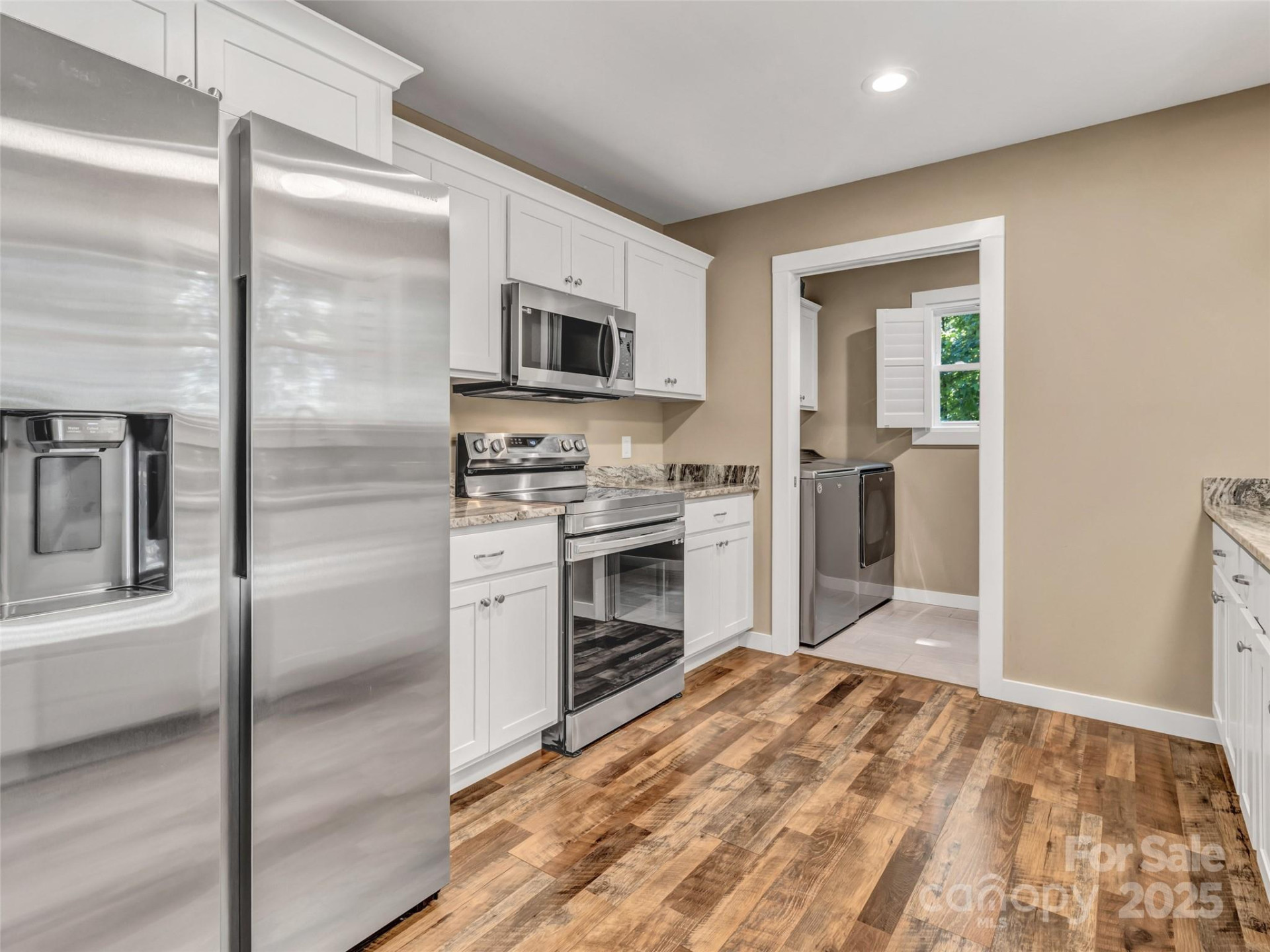 212 Walt Drive - Photo 22