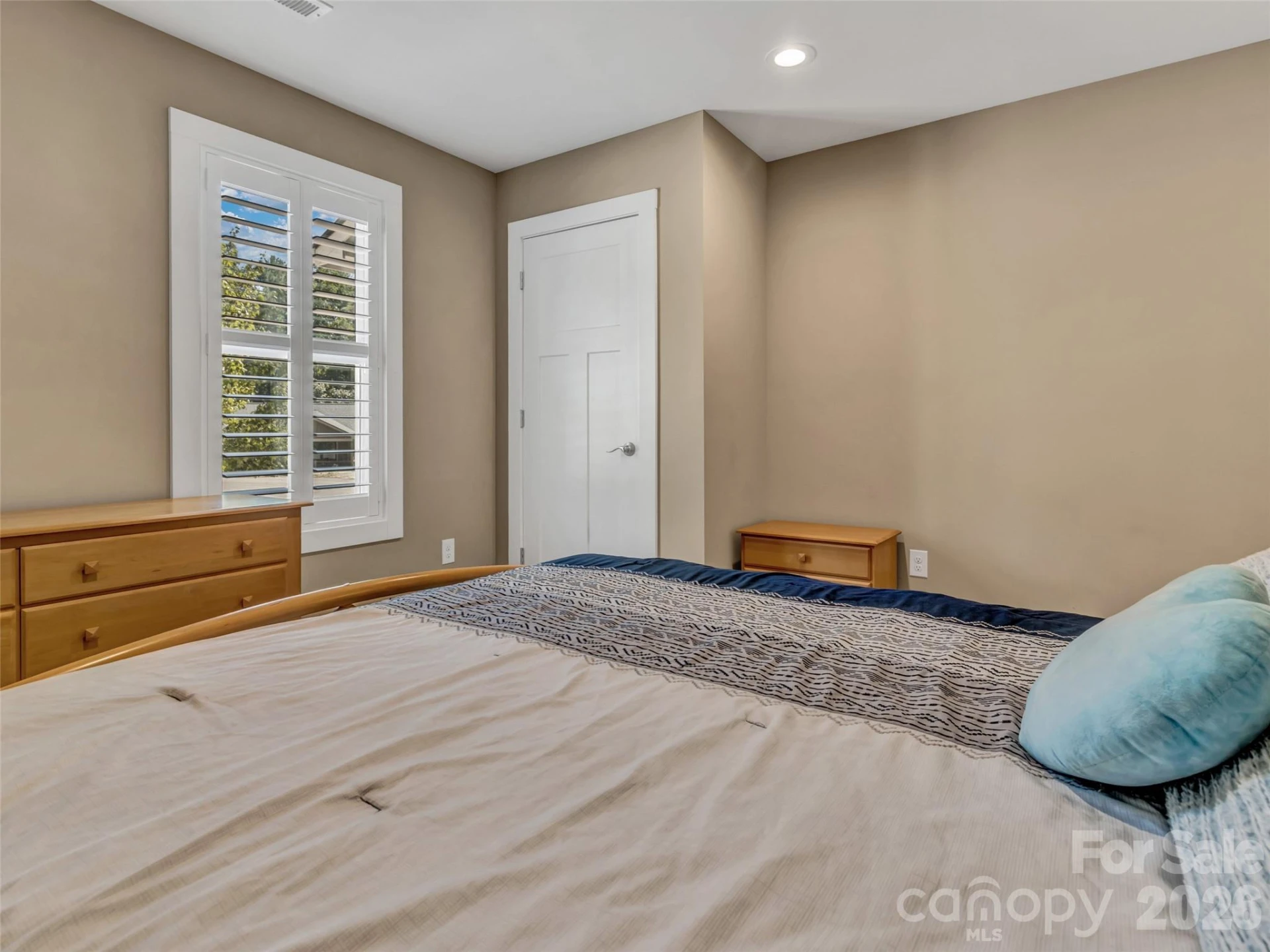 212 Walt Drive - Photo 36
