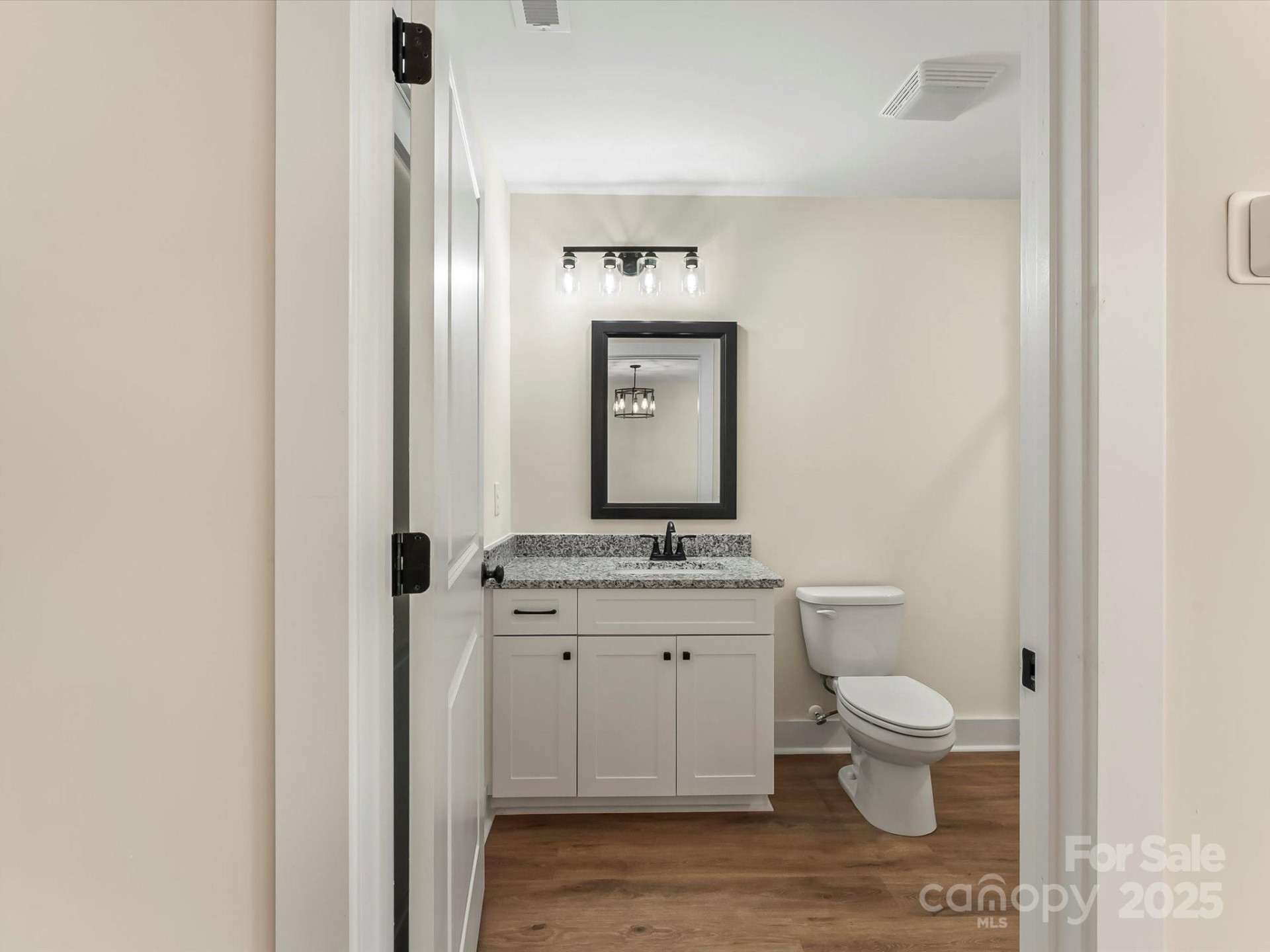 202 Beacon Avenue - Photo 11