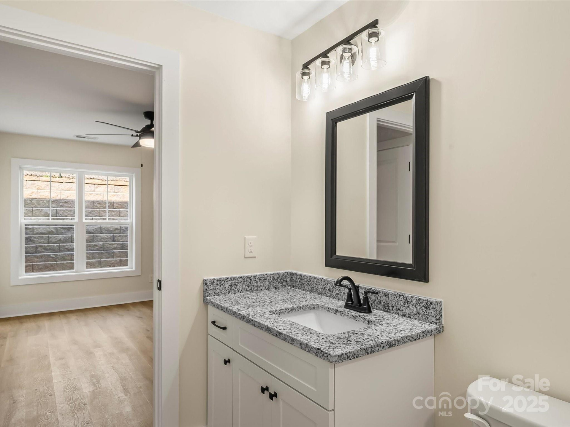 202 Beacon Avenue - Photo 13