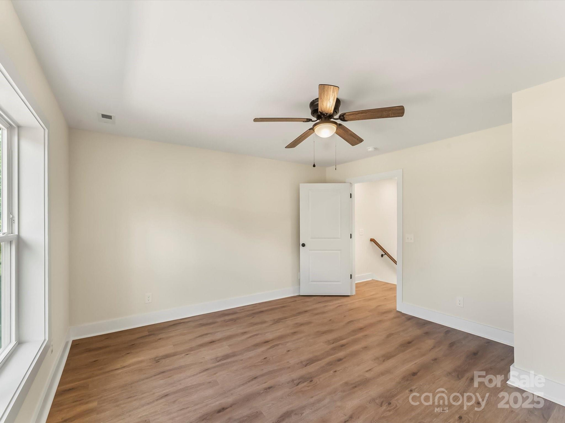 202 Beacon Avenue - Photo 18