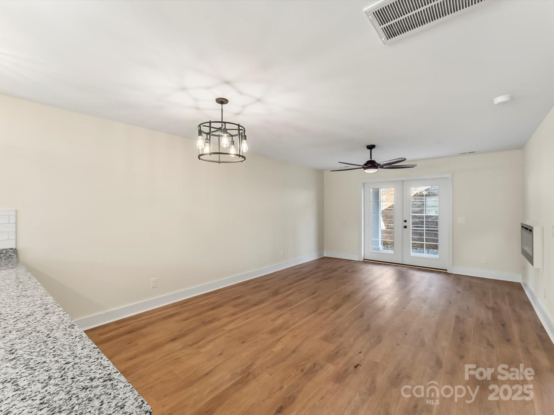 202 Beacon Avenue - Photo 7