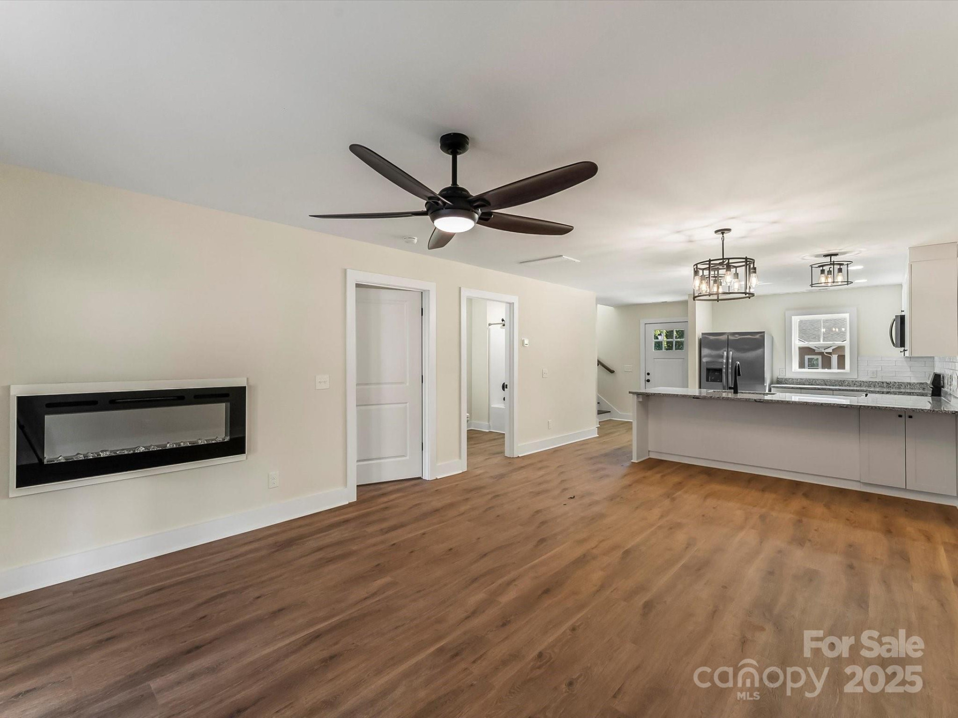 202 Beacon Avenue - Photo 9